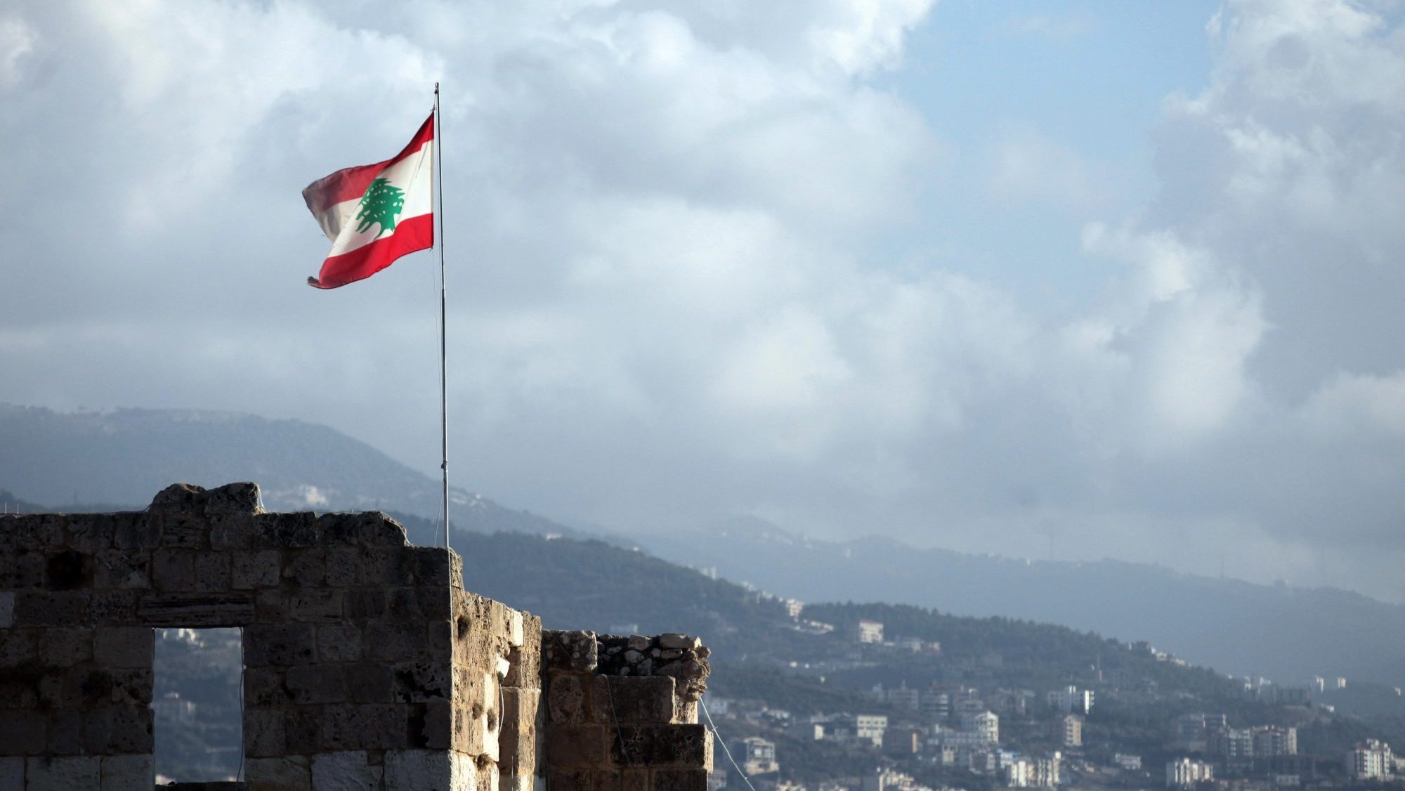 O Presidente libanês Michel Aoun anunciou que o seu país aprovou o acordo de demarcação da fronteira marítima com Israel