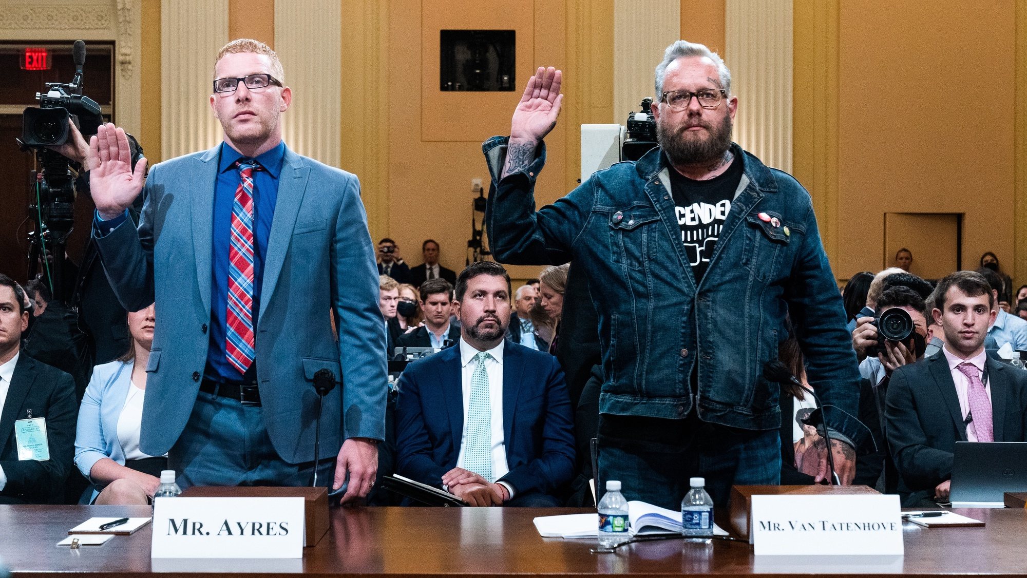 epa10067741 Stephen Ayres and Jason Van Tatenhove, an ally of Oath Keepers leader Stewart Rhodes are sworn in by the House select committee, during a public hearing investigating the January 6th Attack on the US Capitol, in Washington, DC, USA, 12 July 2022.  EPA/DEMETRIUS FREEMAN / POOL