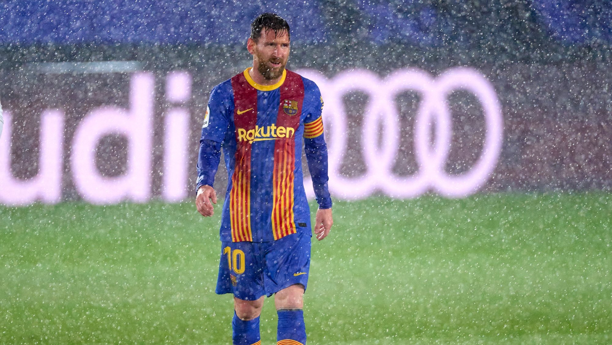Lionel Messi aumentou série de jogos sem marcar ao Real Madrid para sete, a pior em clássicos desde que se estreou nos seniores do Barcelona