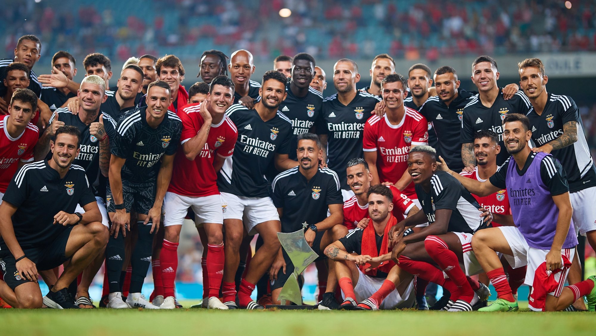 Benfica ganhou os três jogos disputados na pré-temporada até ao momento, conquistando o Troféu do Algarve após bater Nice e Fulham