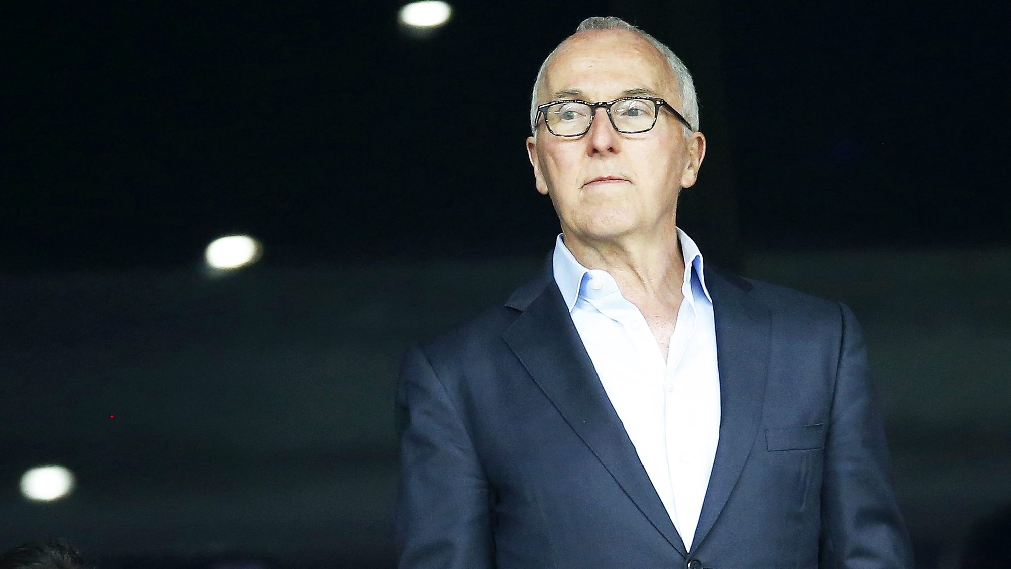 epa05546762 Olympique Marseille&#039;s new owner, US businessman Frank McCourt attends the French Ligue 1 soccer match between Olympique Marseille and Olympique Lyon at Stade Velodrome in Marseille, southern France, 18 September 2016.  EPA/SEBASTIEN NOGIER