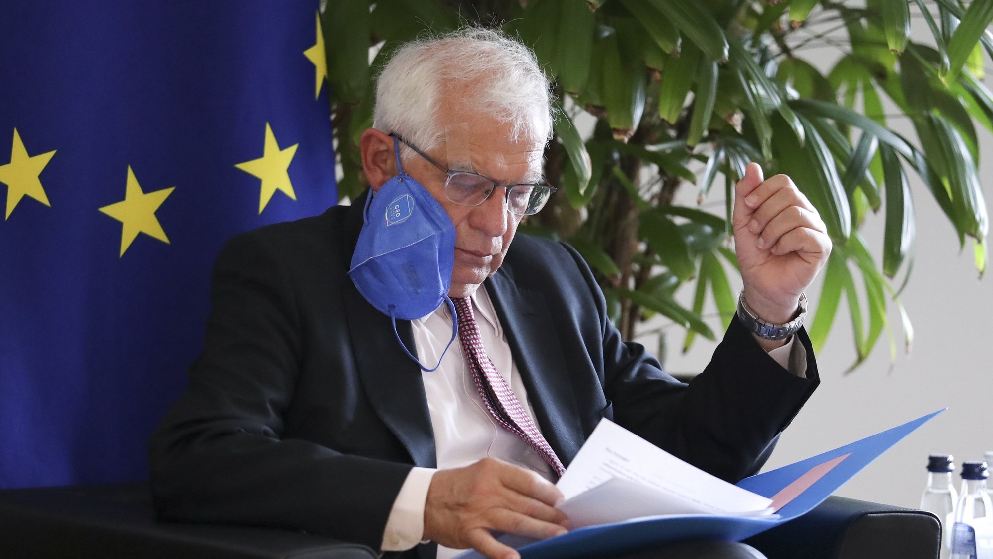 epa09341645 European Union foreign policy chief Josep Borrell sits down for a meeting with Zoran Tegeltija, Chairman of the Council of Ministers of Bosnia and Herzegovina, in Brussels, Belgium, 13 July 2021.  EPA/PASCAL ROSSIGNOL / POOL