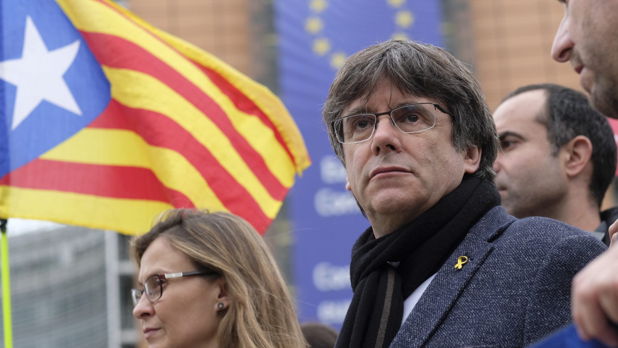 Carles Puigdemont está em fuga das autoridades espanholas desde 2017
