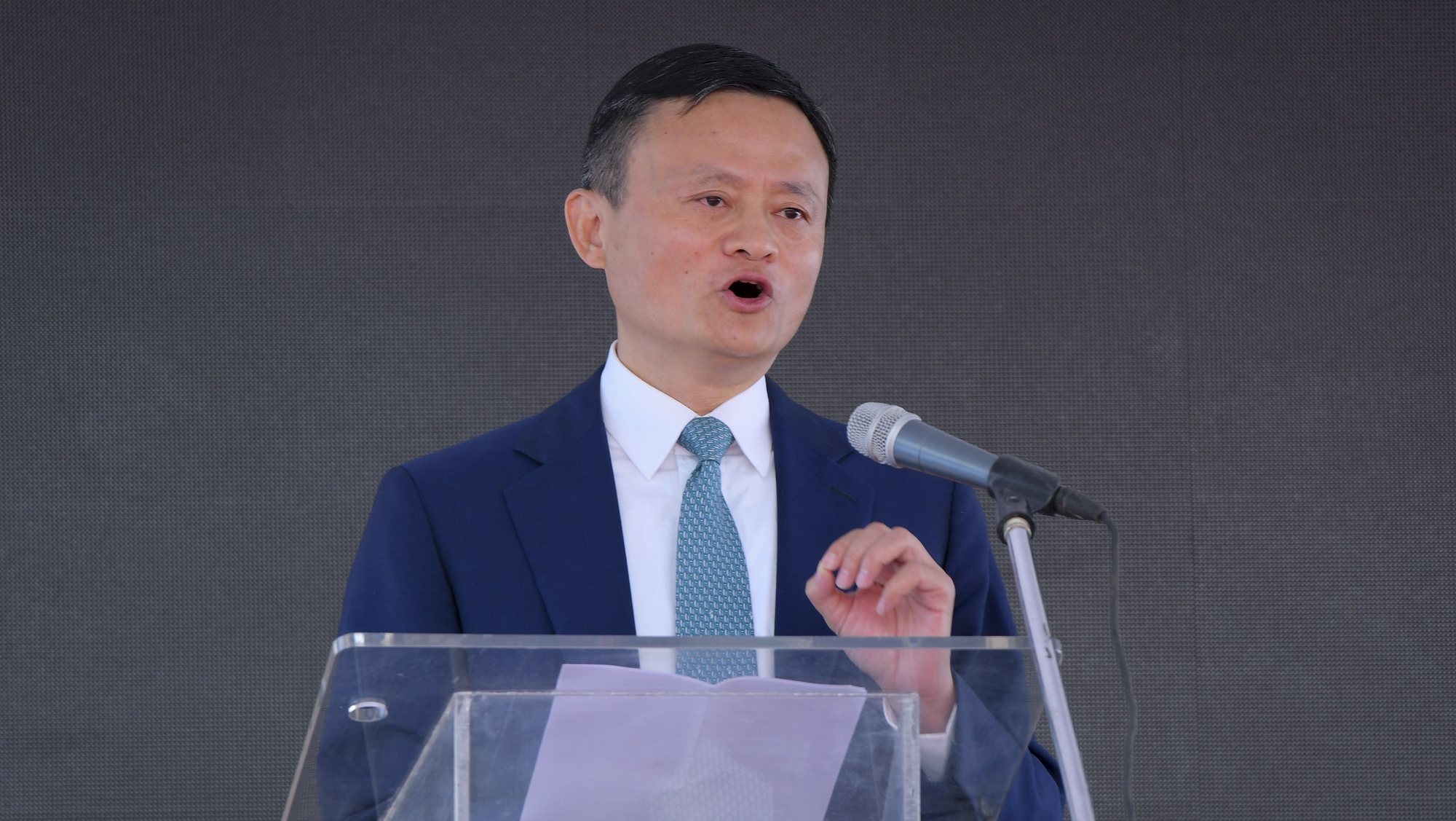 epa08024154 Jack Ma, the co-founder of China&#039;s Alibaba Group, delivers a speech during a singing ceremony in Addis Ababa, Ethiopia, 25 November 2019. According to a press release by Alibaba Group, Ethiopia and Alibaba signed three Memorandum of Understanding for the establishment of eWTP (electronic world trade platform) Hub in Ethiopia to assist Ethiopian businesses reach Chinese markets.  EPA/STR