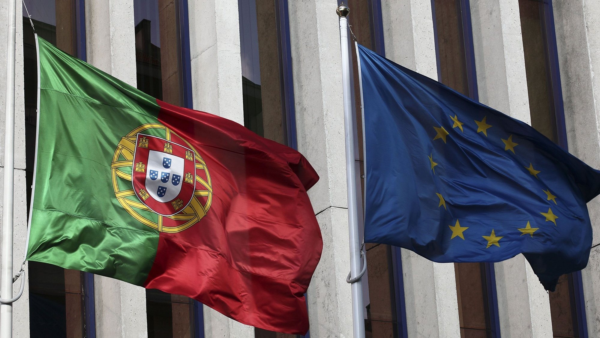 Se Portugal não cumprir os prazos, o caso ser levado perante o Tribunal de Justiça da União Europeia