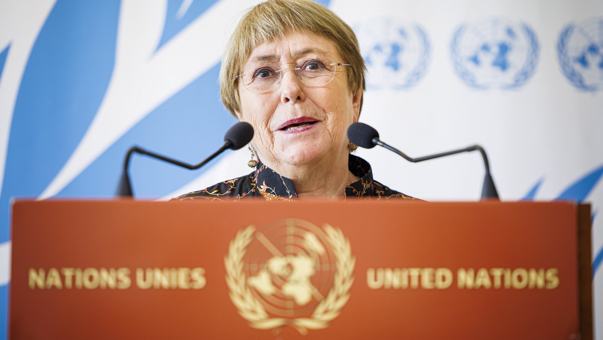 epa10010642 United Nations High Commissioner for Human Rights Michelle Bachelet addresses a press conference after announcing she would not seek a second mandate, during the opening day of the 50th session of the Human Rights Council at the European headquarters of the United Nations in Geneva, Switzerland, 13 June 2022.  EPA/VALENTIN FLAURAUD