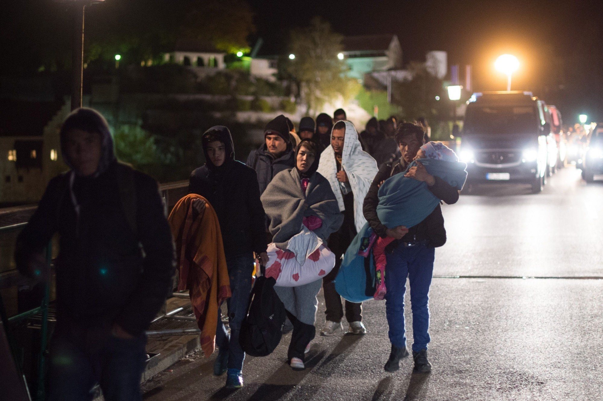 Em outubro, à exceção de oito mil, 218.394 pessoas realizaram a perigosa travessia para chegar à Grécia.