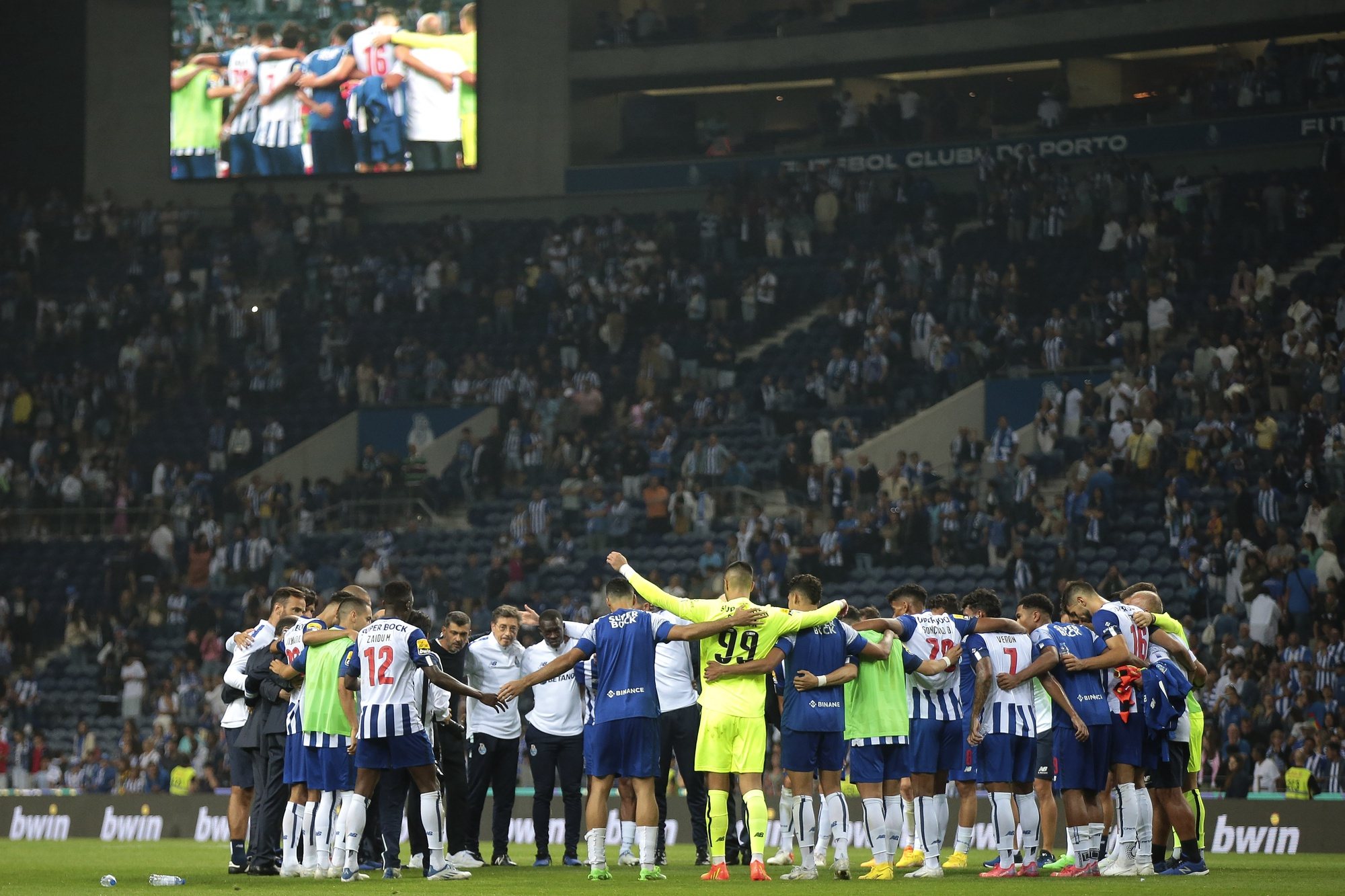 FC Porto’s team during their Portuguese First First League soccer match with Maritimo held at Dragão Stadium in Porto, Portugal, 6th August 2022. MANUEL FERNANDO ARAUJO/LUSA
