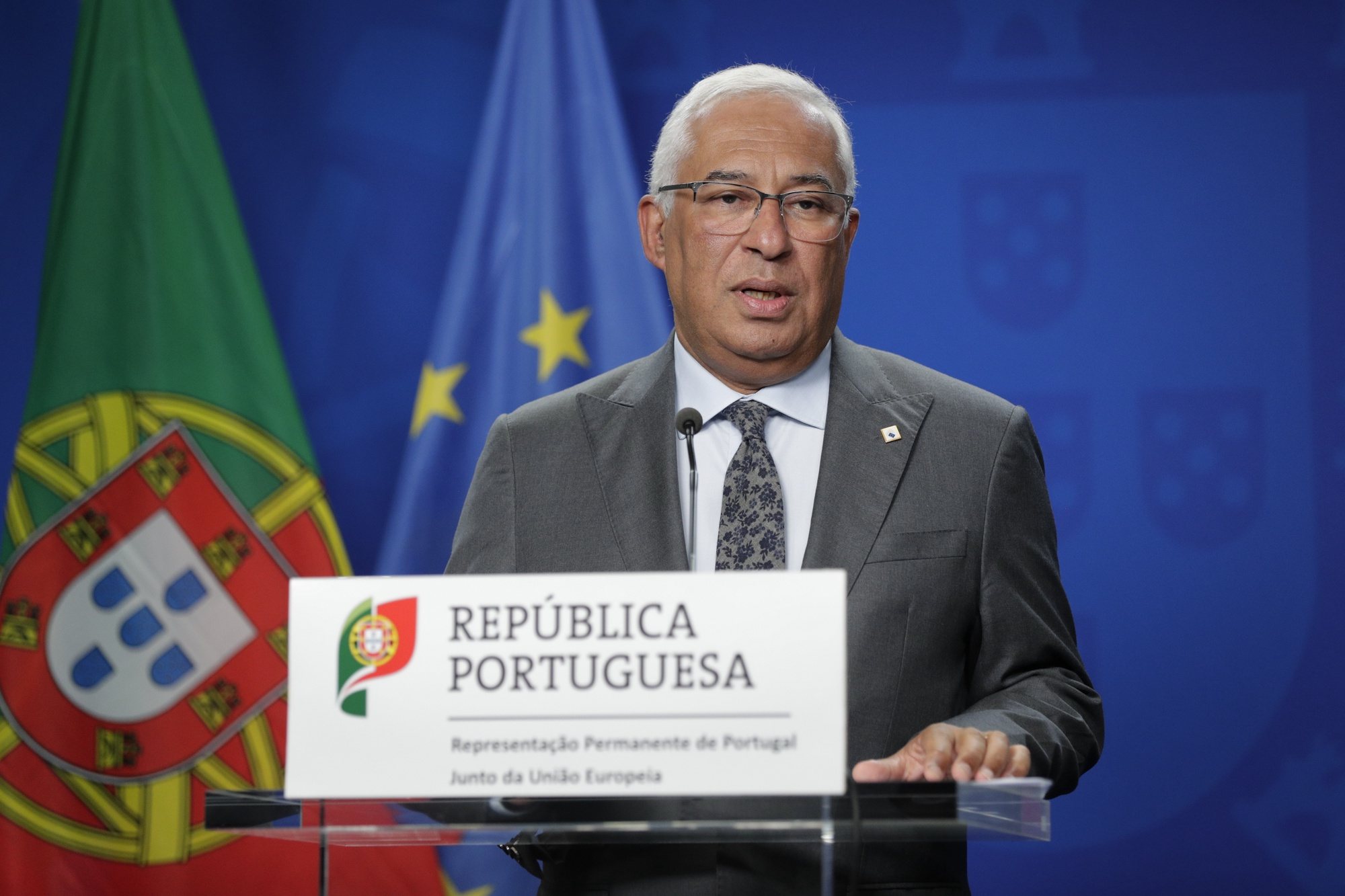 epa10257060 Portugal&#039;s Prime Minister Antonio Costa gives a press conference at the end of the two-day EU Council meeting in Brussels, Belgium, 21 October 2022. EU leaders reached an agreement on Energy prices and agreed to work on measures to contain energy prices.  EPA/OLIVIER HOSLET