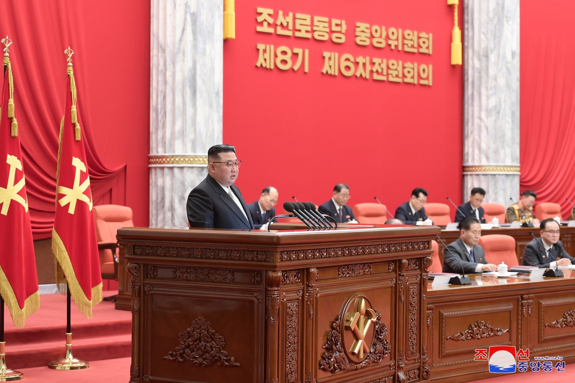 epa10378997 A photo released by the official North Korean Central News Agency (KCNA) shows North Korean Supreme Leader Kim Jong-un (L) attending the sixth enlarged meeting of the eighth Central Committee of the Workers&#039; Party of Korea in Pyongyang, North Korea, 26 December 2022 (issued 27 December 2022).  EPA/KCNA   EDITORIAL USE ONLY