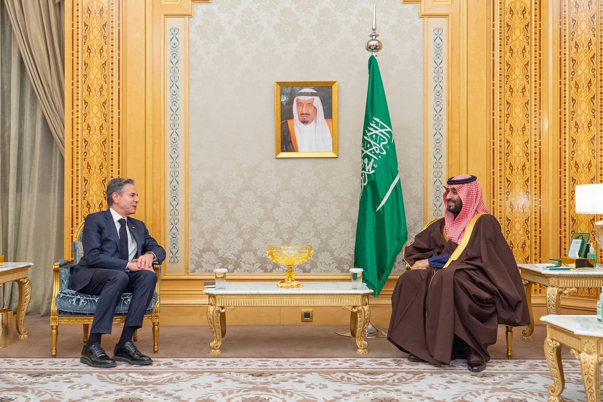 epa11129781 A handout photo made available by Saudi Royal Palace shows Saudi Crown Prince Mohammed bin Salman (R) meeting with US Secretary of State Antony Blinken (L), in Riyadh, Saudi Arabia, 05 February 2024. Blinken arrived in Saudi Arabia at the beginning of a regional tour that will also take him to Egypt, Qatar, Israel, and the West Bank.  EPA/BANDAR ALJALOUD HANDOUT  HANDOUT EDITORIAL USE ONLY/NO SALES HANDOUT EDITORIAL USE ONLY/NO SALES