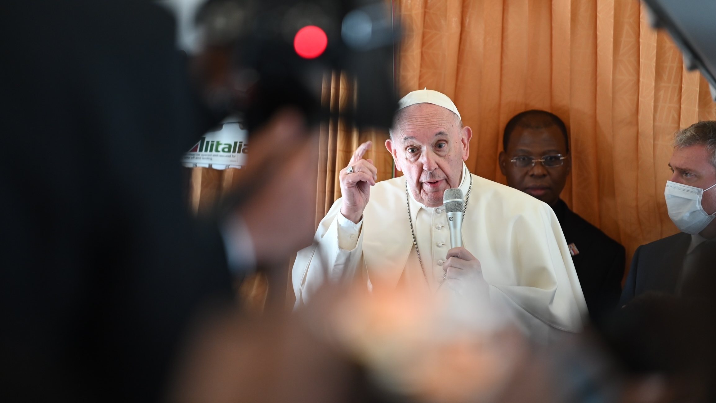 Papa Francisco sobre união entre pessoas do mesmo sexo “Casamento é entre um homem e uma mulher” foto