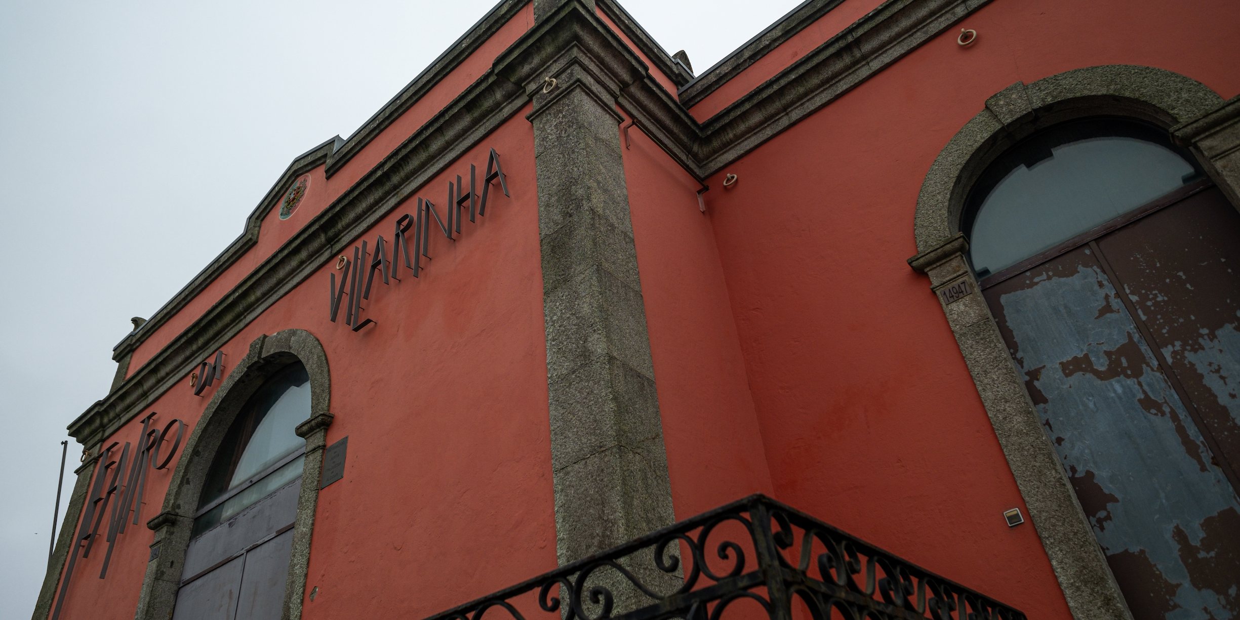 O Teatro da Vilarinha, no Porto, abriu portas em outubro de 1996 e foi até 2018 a casa da companhia de teatro Pé de Vento, fundada nos anos 1970