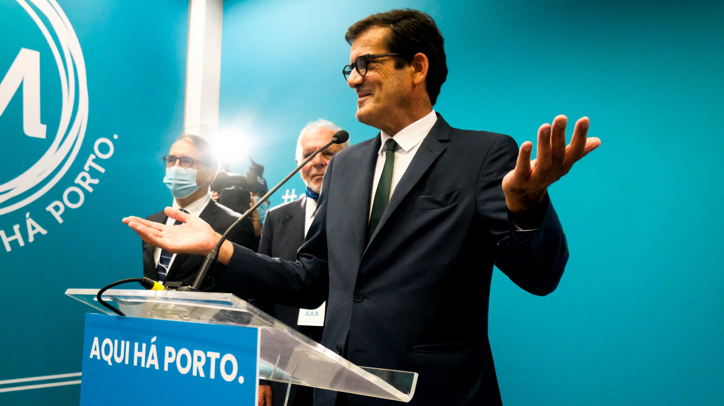 O movimento independente Rui Moreira: Aqui Há Porto! obteve 40,72% dos votos