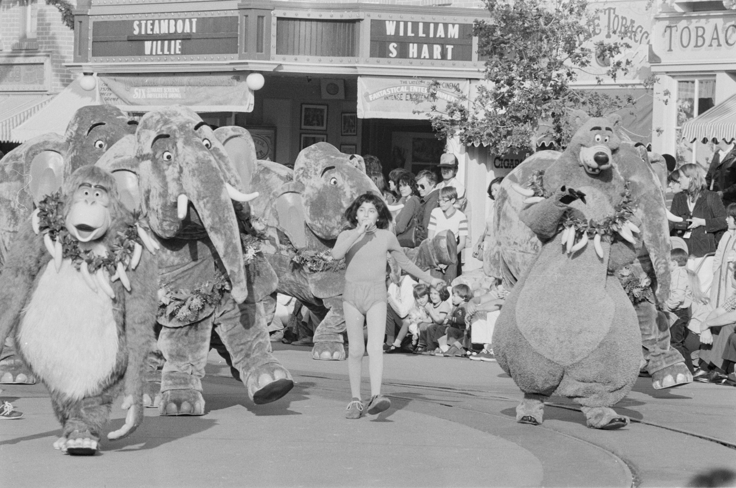 Parade de Noël à Disneyland en 1981