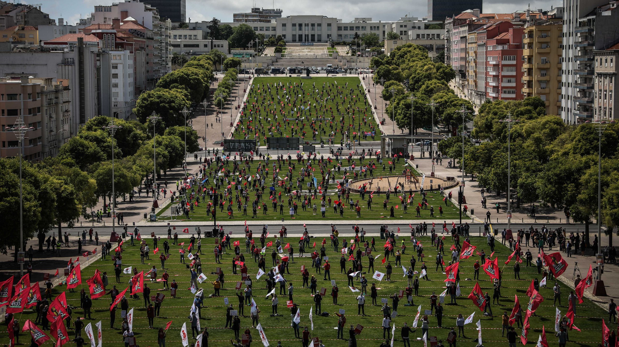Os trabalhadores irão realizar piquetes de greve por todo o país e uma concentração no El Corte Inglês, em Lisboa