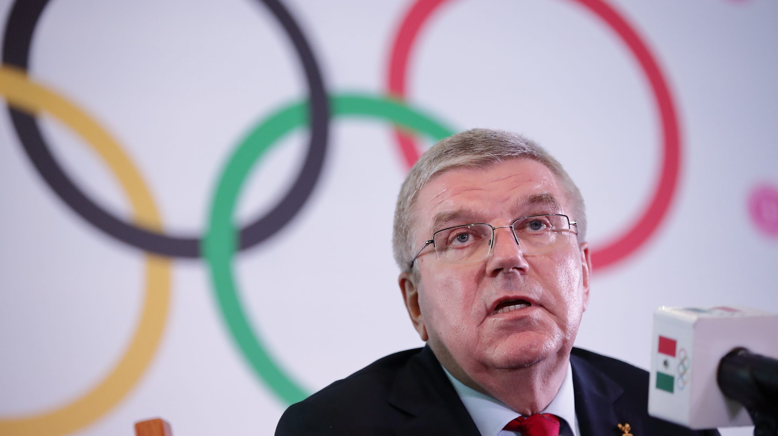 De acordo com a delegação portuguesa, o líder do Comité Olímpico Internacional intercedeu junto de Marcelo Rebelo de Sousa para que se concretize a vacinação dos atletas portugueses