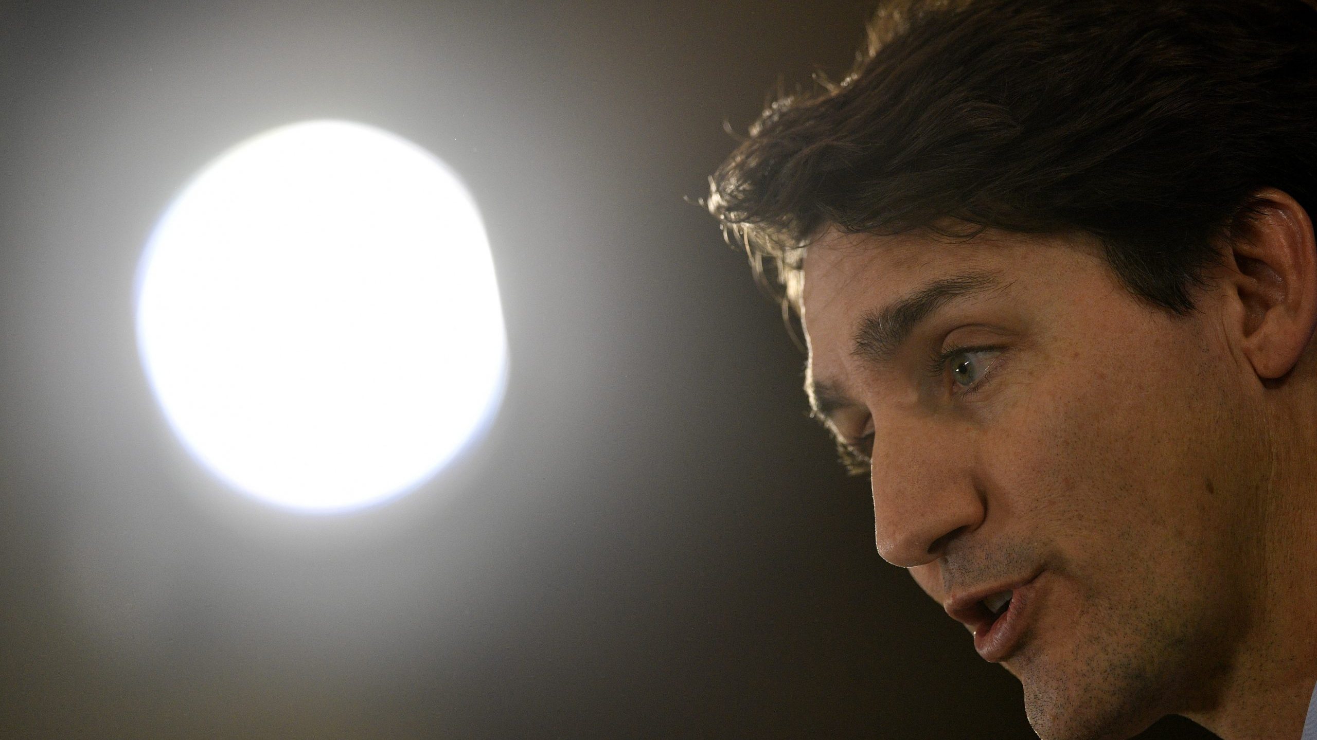 O primeiro-ministro Justin Trudeau diz que já existem 14 locais nas principais cidades preparados para dar a vacina