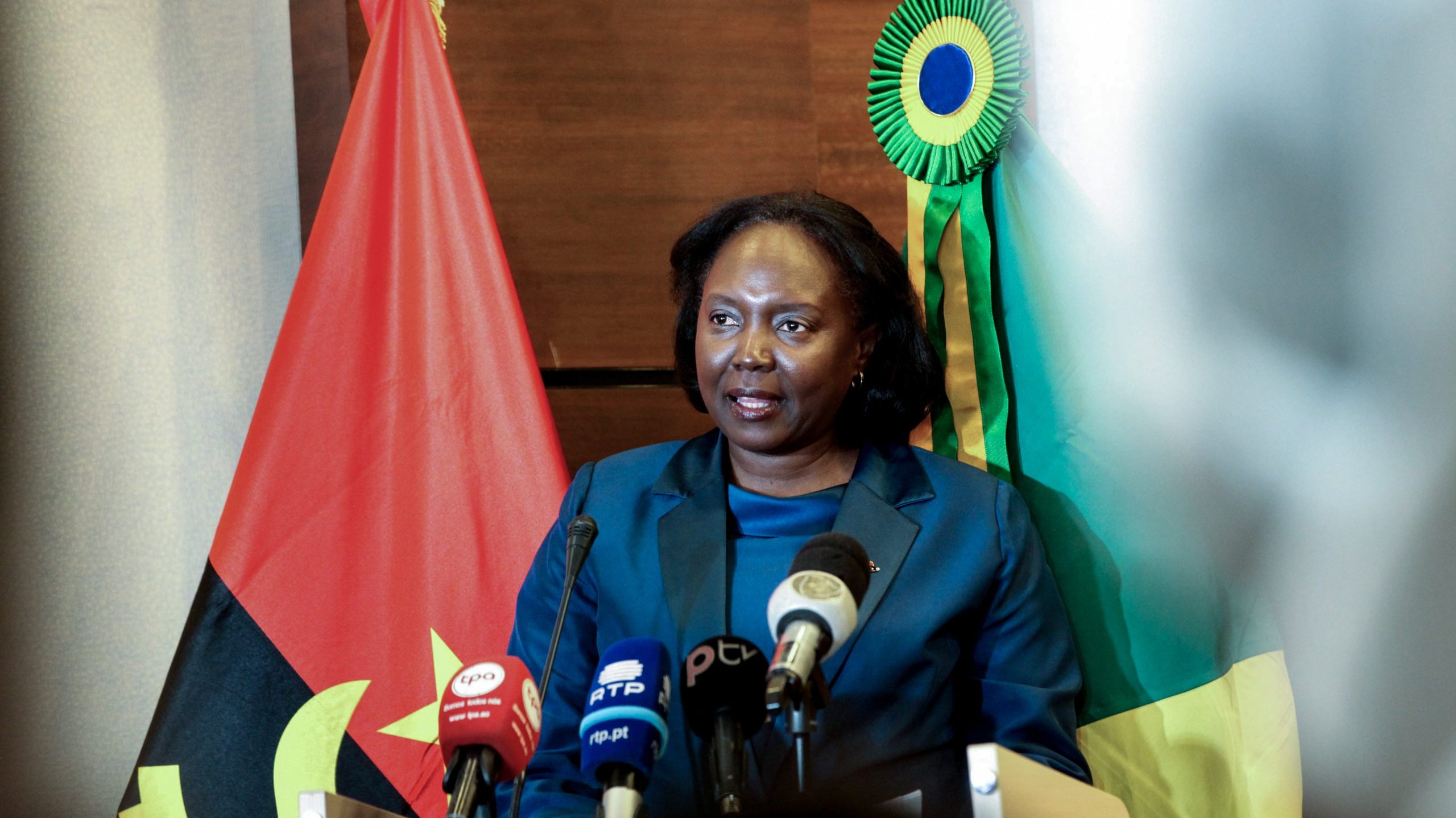 Segundo Silvia Lutucuta, ministra da Saúde, Angola vai ter acesso numa primeira fase à vacina da Pfizer