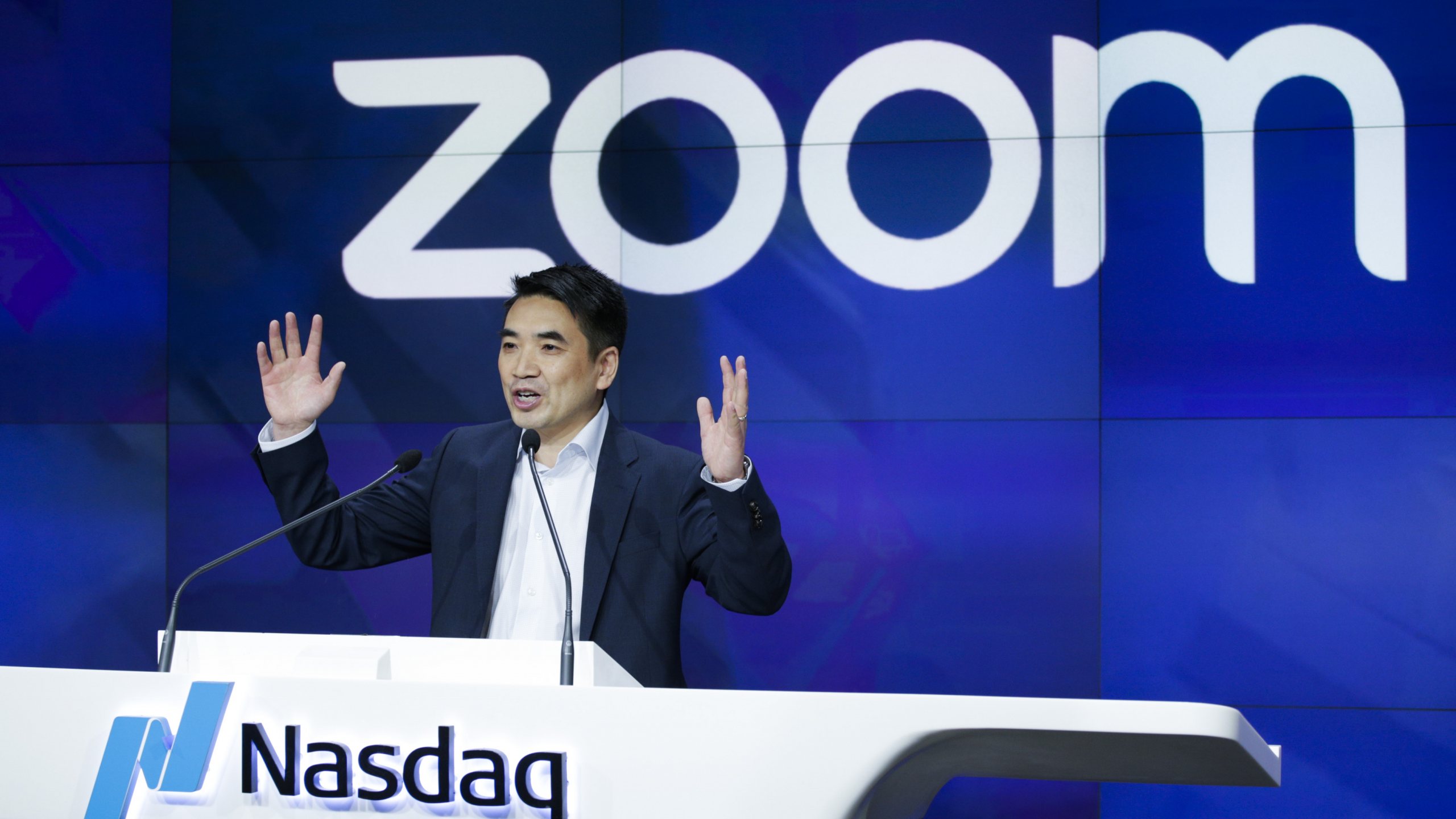 Eric Yuan, o CEO e fundador da Zoom, vai cortar no seu salário e no da equipa de executivos