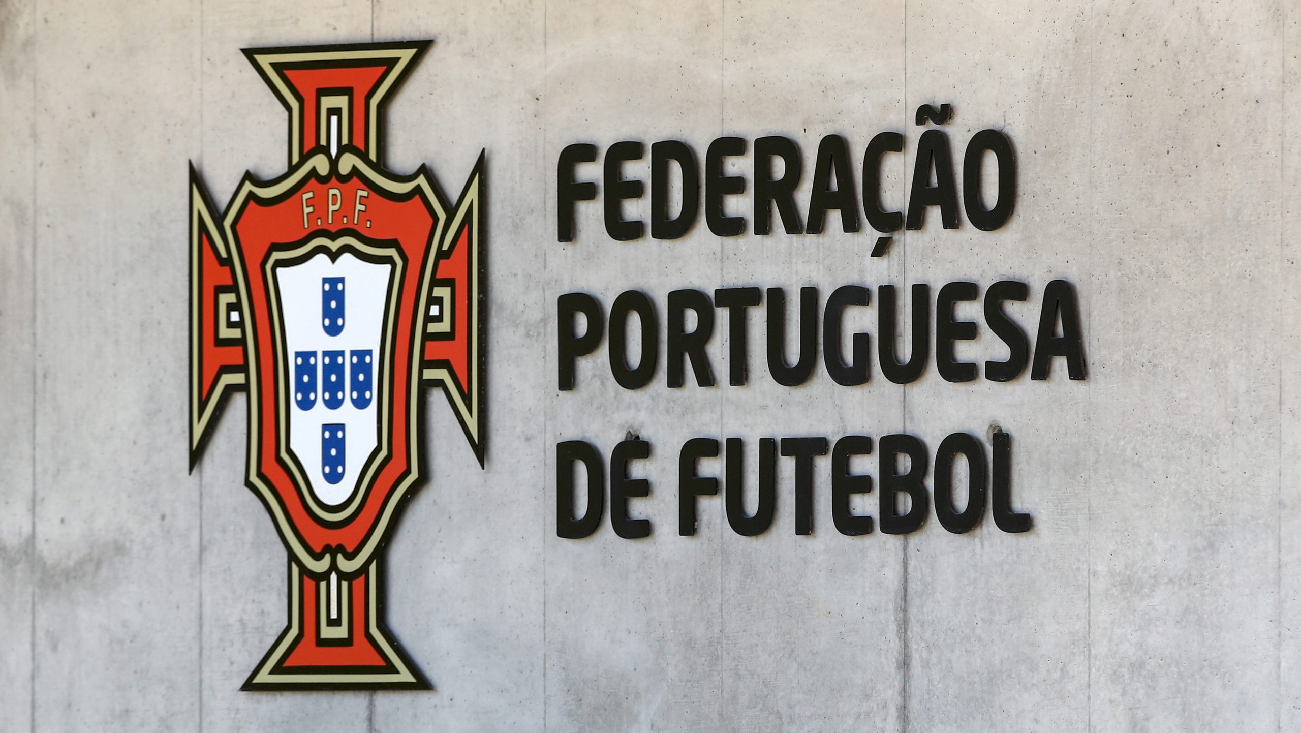 Logotipo da Federação Portuguesa de Futebol, Oeiras, 24 de junho de 2019. ANTÓNIO COTRIM/LUSA