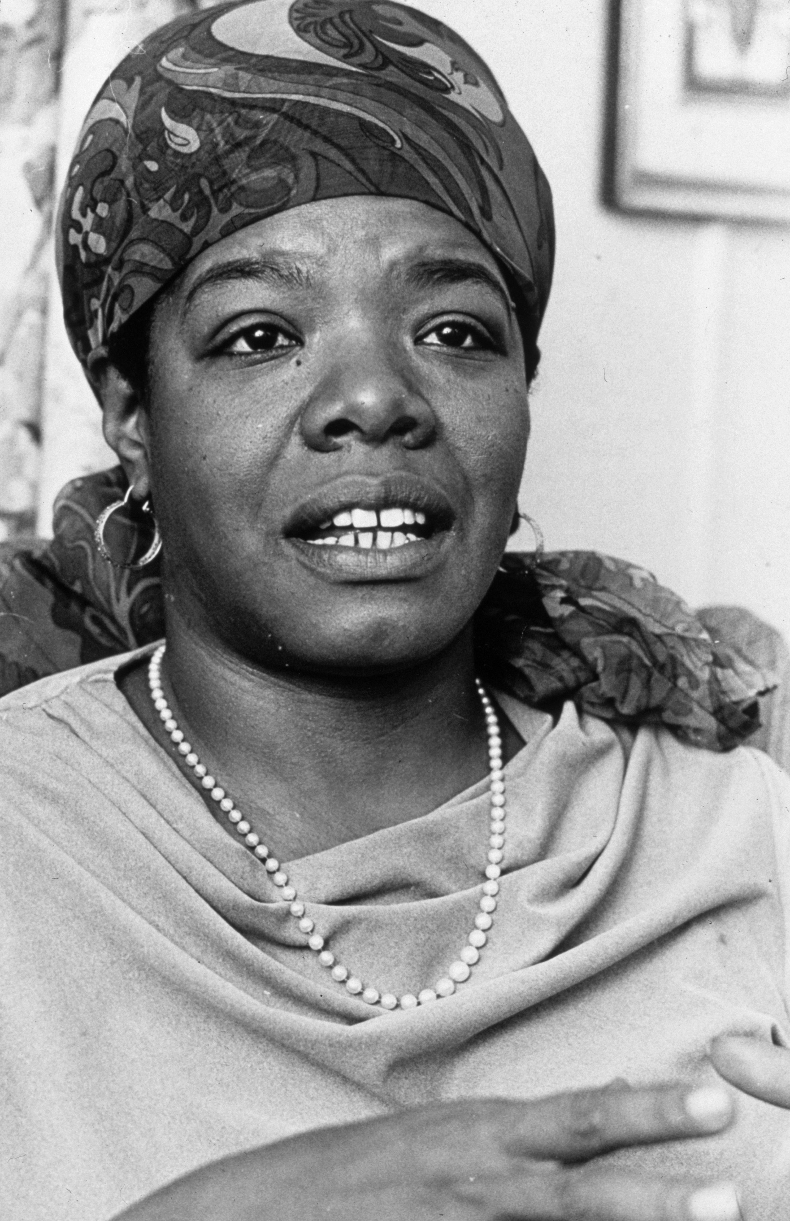 A poetisa e ativista pelos Direitos Civis, Maya Angelou, em 1972