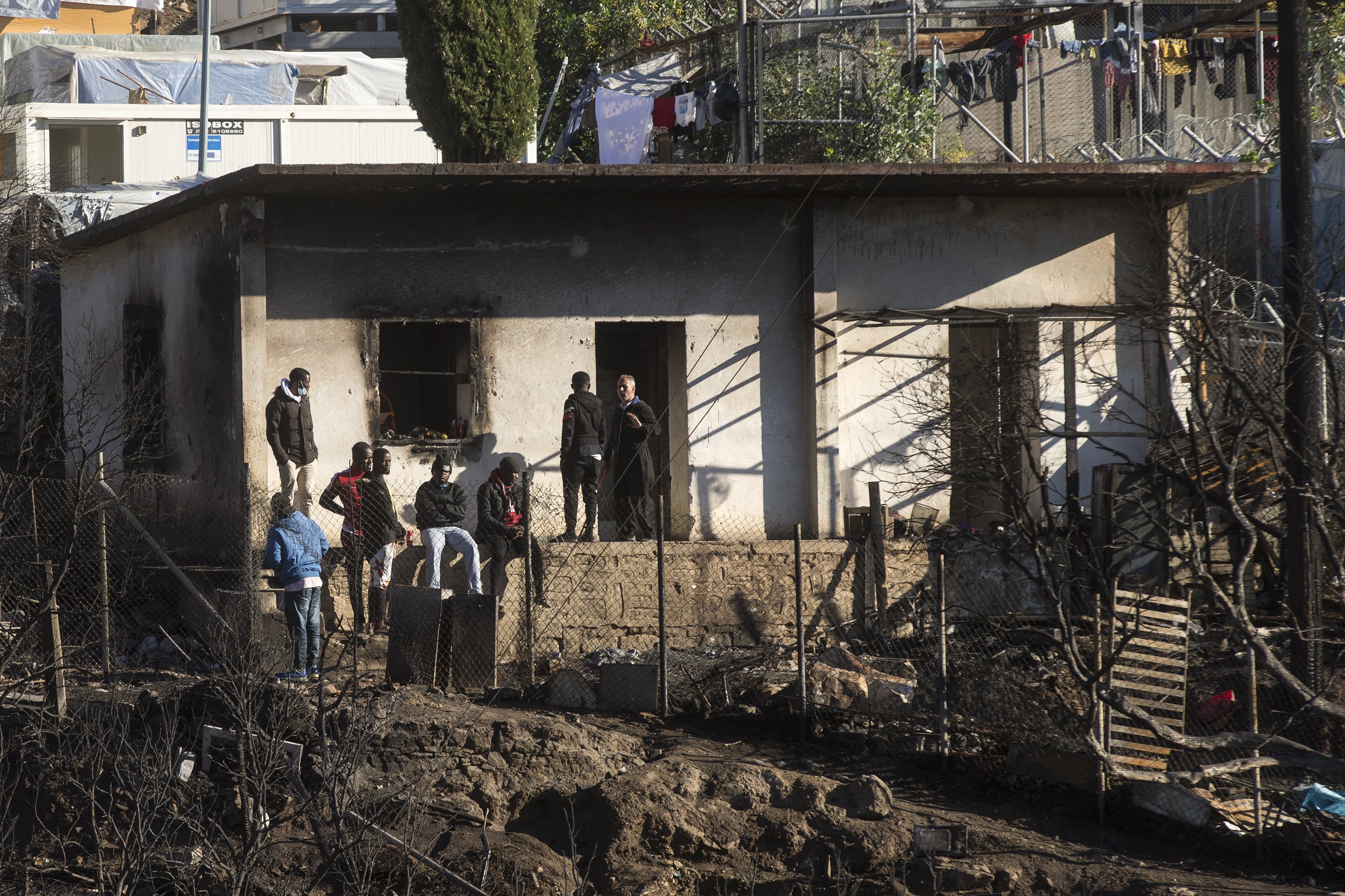 Fire breaks out in refugee camp on Samos Island