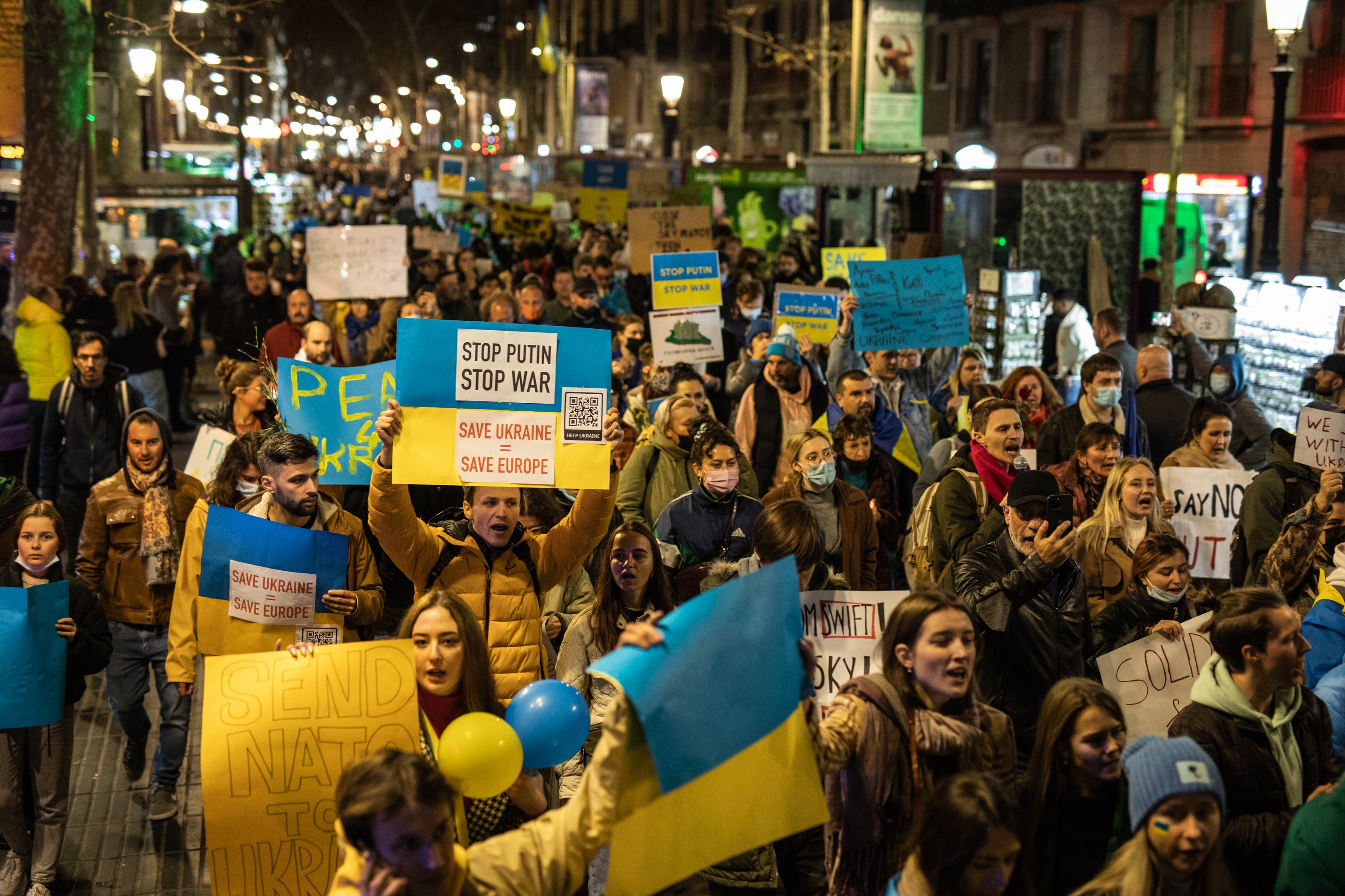 Protestos contra a invasão da Ucrânia em Barcelona, Espanha