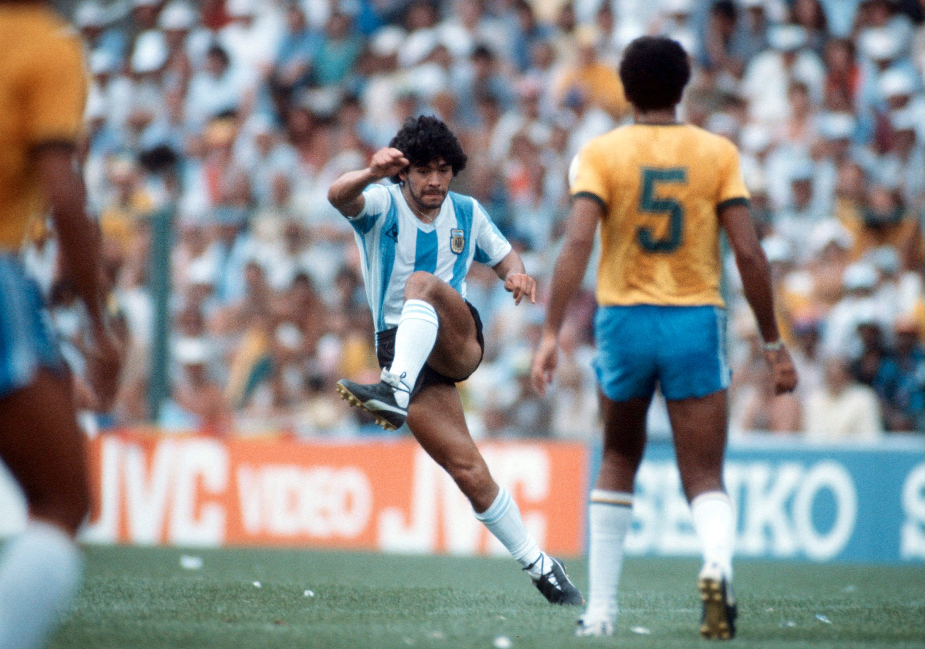 Fussball : WM 1982 in Spanien , BRA - ARG  3:1