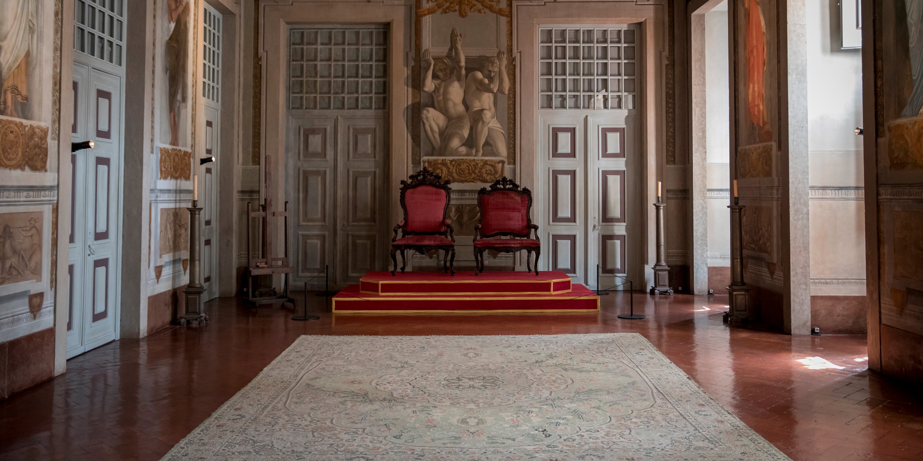 A sala de audiências do Palácio Nacional de Mafra, onde o rei costumava receber convidados
