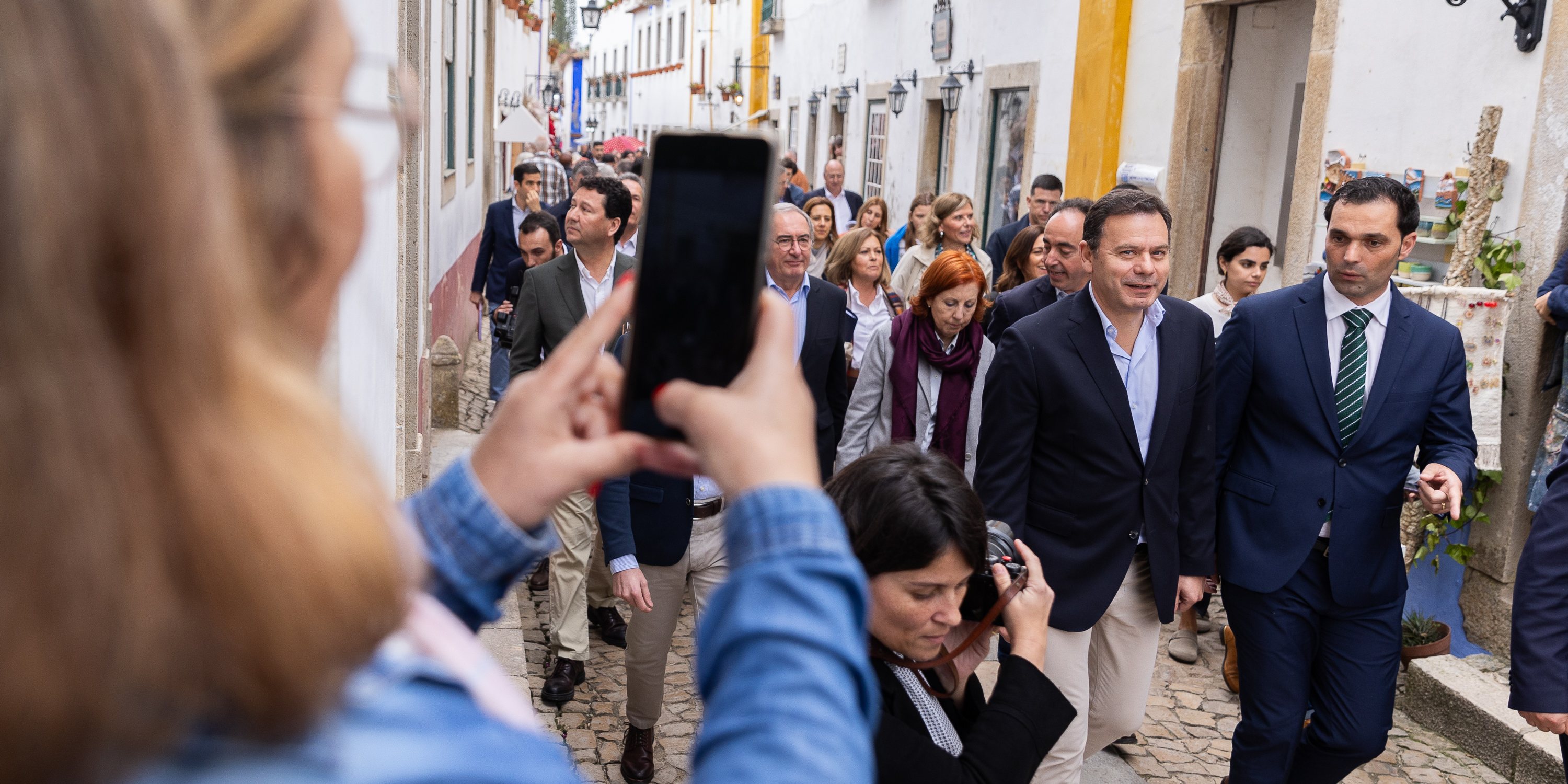 A vila de Óbidos recebeu o primeiro Conselho de Ministros informal do novo Governo