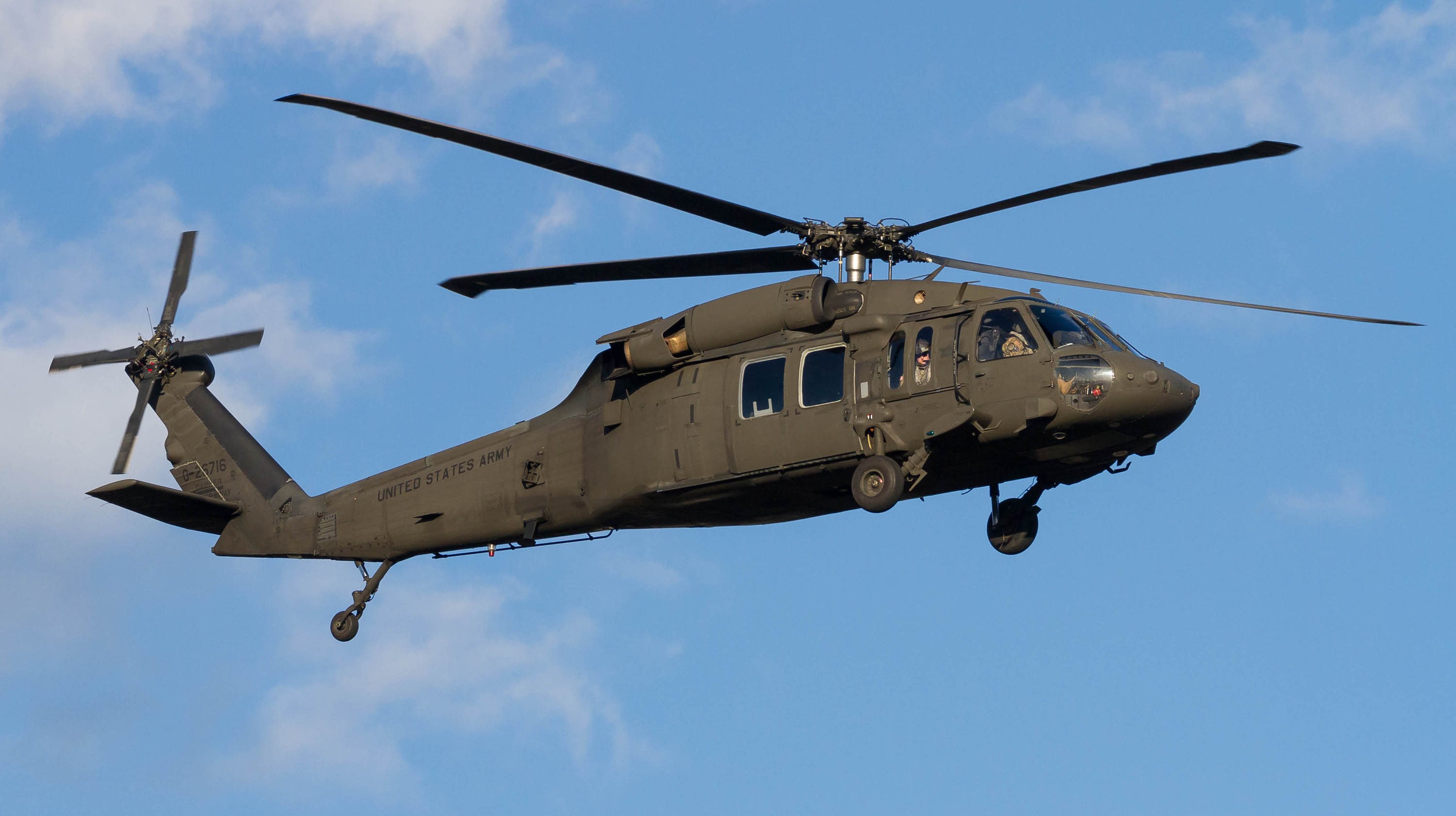 O helicóptero japonês que está desaparecido é do modelo Sikorsky UH-60, como o que surge nesta imagem