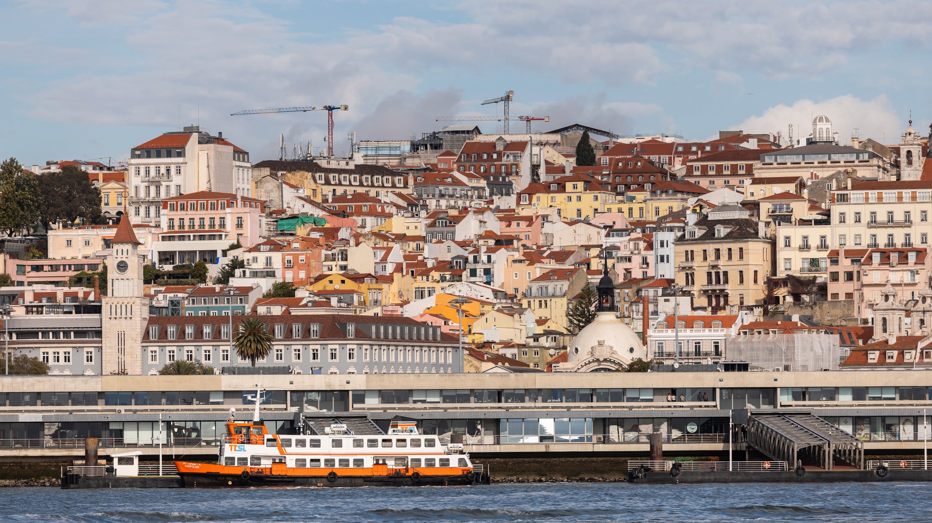 O Hydroscale Lisbon é uma proposta para um parque urbano de 14 quilómetros na zona atualmente ocupada pelo porto de Lisboa