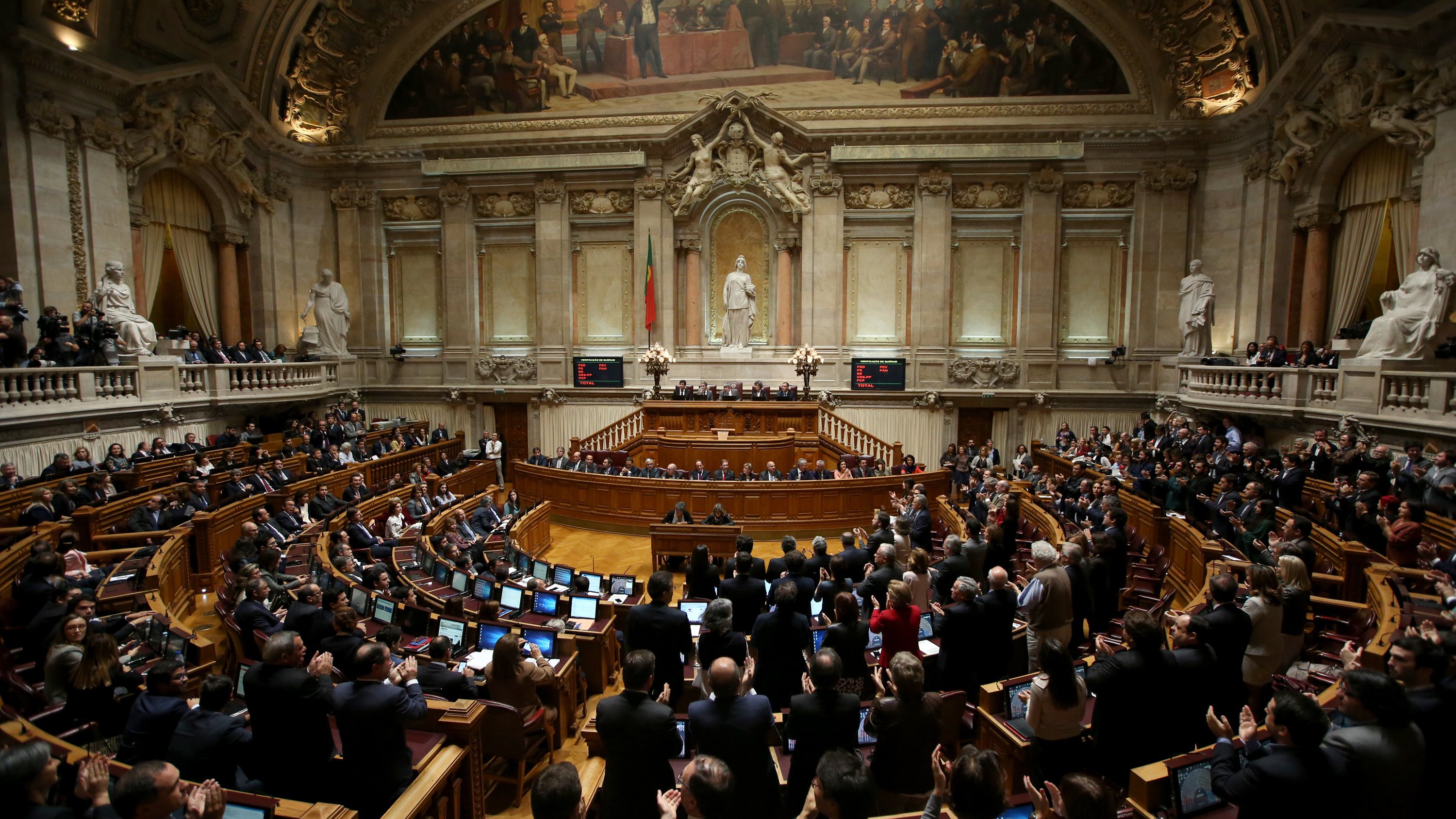 Lisbon: Portuguese Government downfall