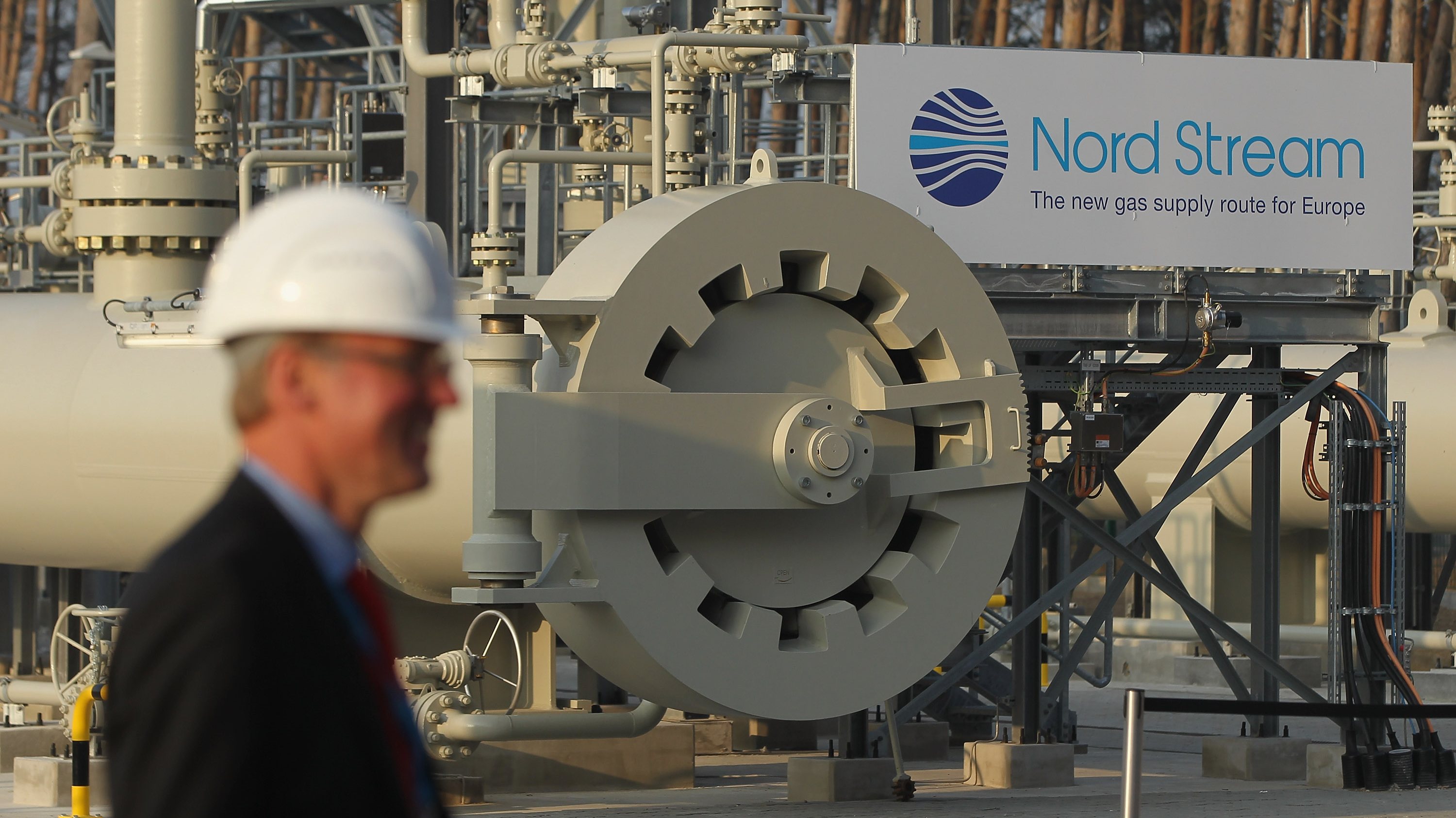 Merkel And Medvedev Inaugurate Nord Stream Gas Pipeline