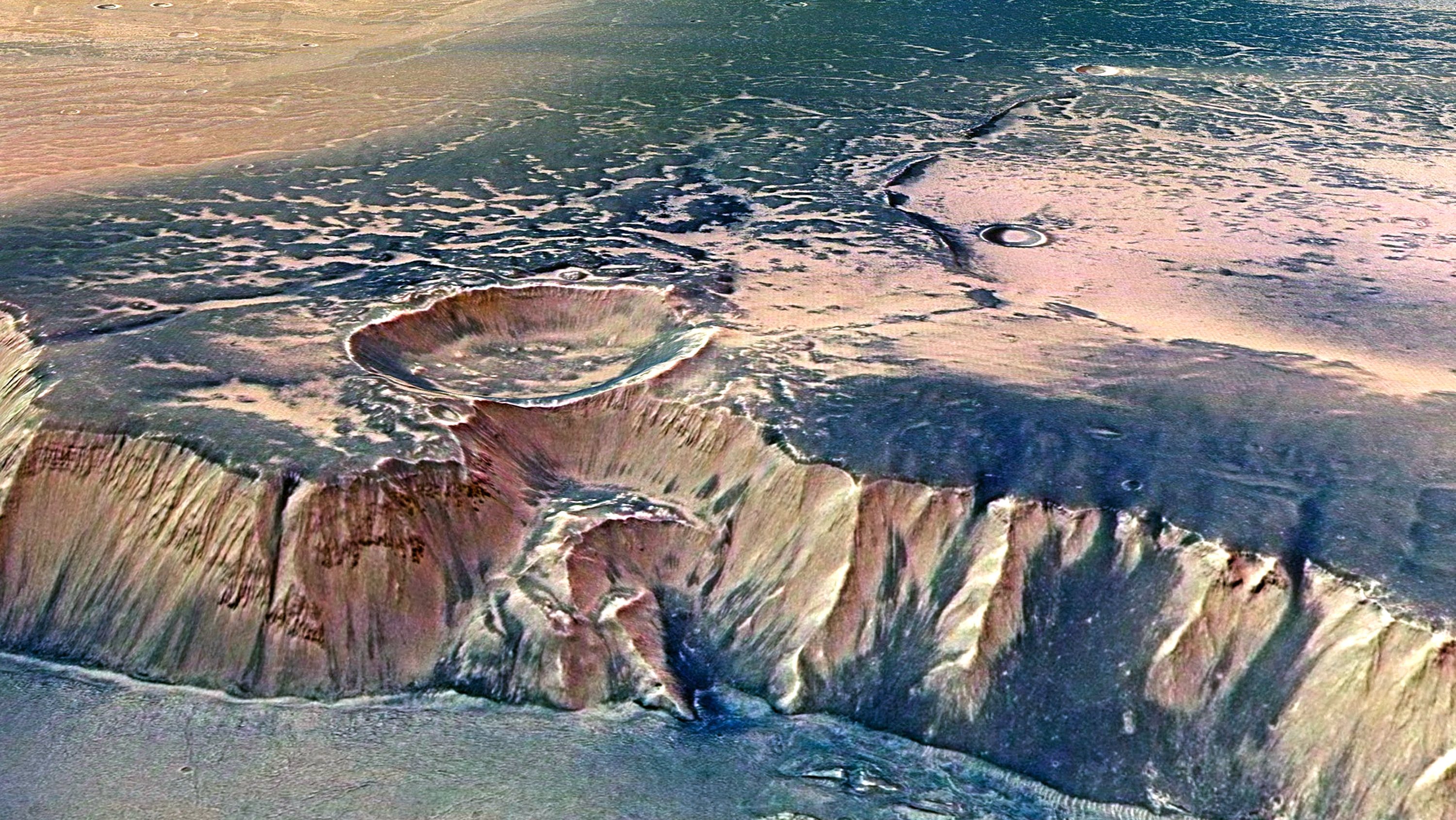 ESA&#039;s Mars Express Returns Images Of Echus Chasma