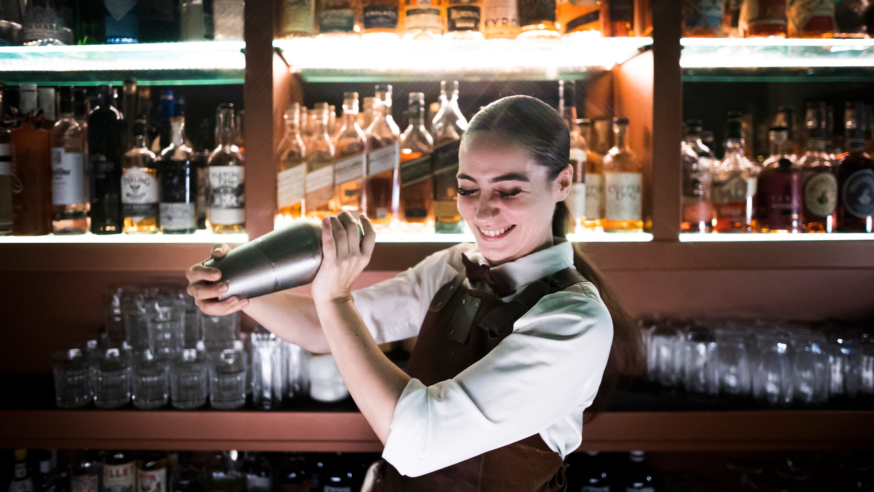Reportagem no Bar “Red Frog”, que foi eleito um dos 50 melhores bares do mundo. Este bar é conhecido pelos seus cocktails. Lisboa, 15 de Setembro de 2022. FILIPE AMORIM/OBSERVADOR