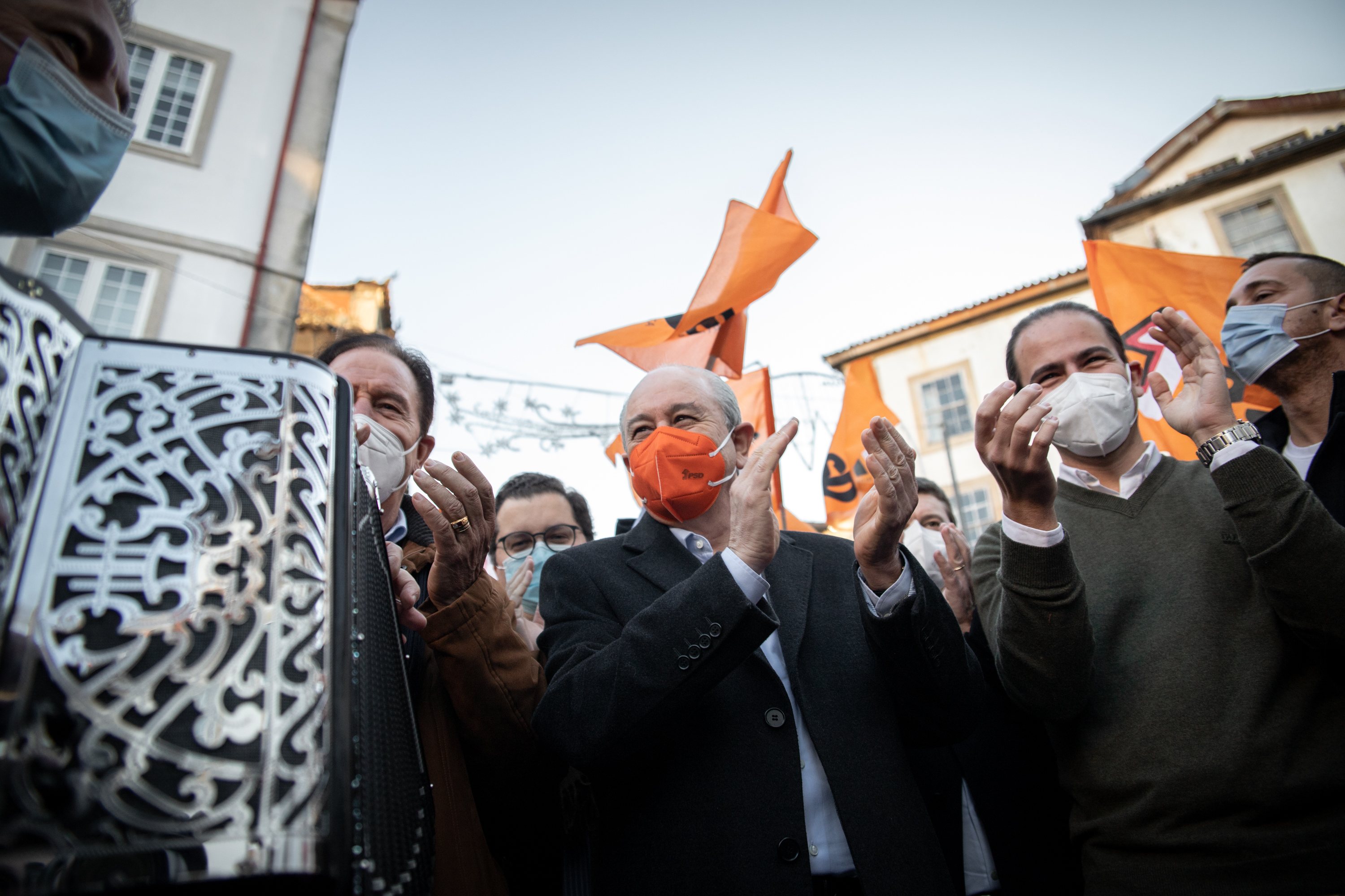 ELEIÇOES LEGISLATIVAS: Rui Rio, lider do Partido Social Democrata (PSD), durante uma arruada em Viseu. As eleições legislativas realizam-se no próximo dia 30 de Janeiro. 19 de Janeiro de 2022, Viseu. TOMÁS SILVA/OBSERVADOR