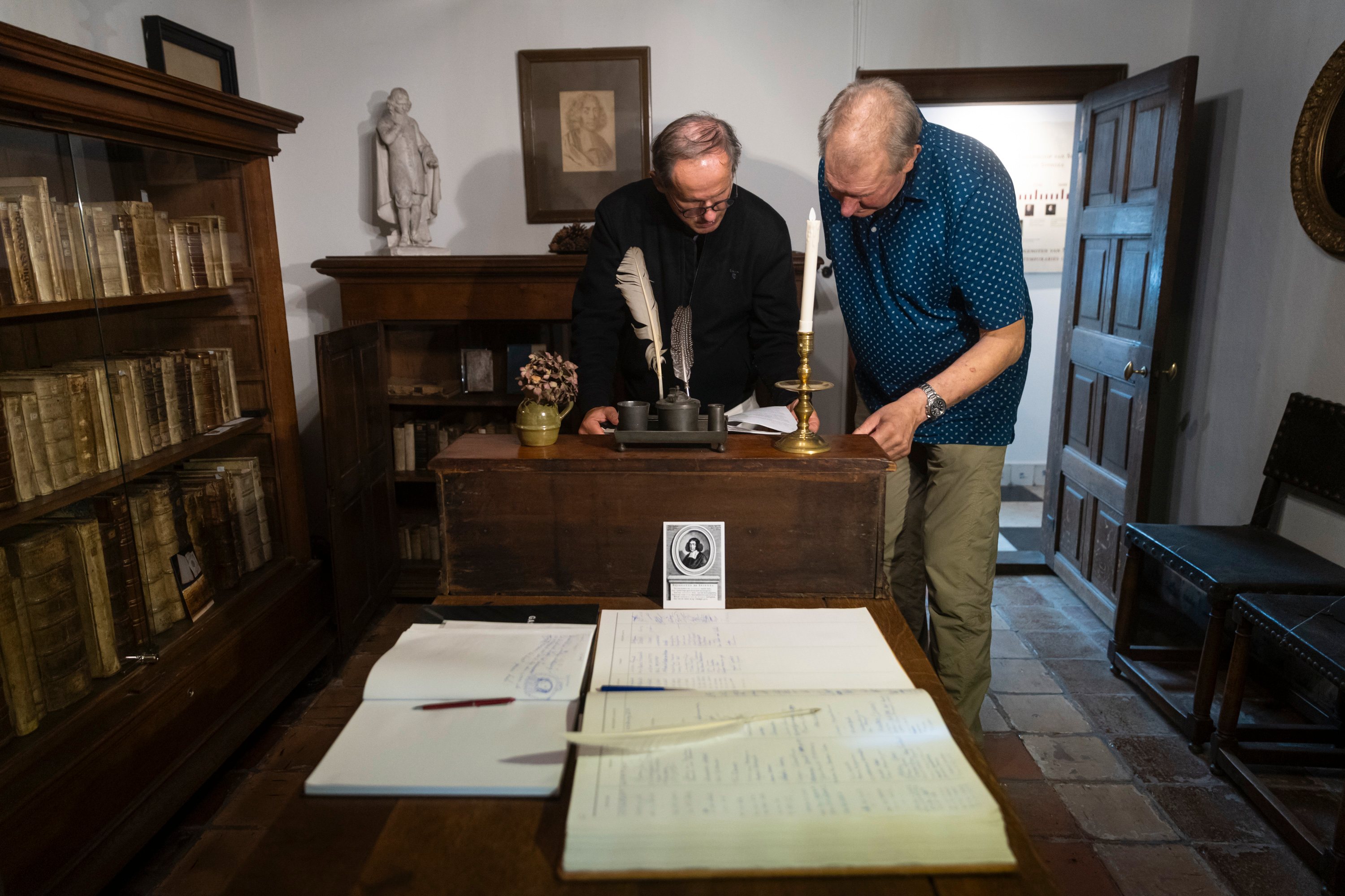 Uma Biblioteca Aberta: Um Milionário em Lisboa - José Rodrigues dos Santos  OPINIÃO!!!!