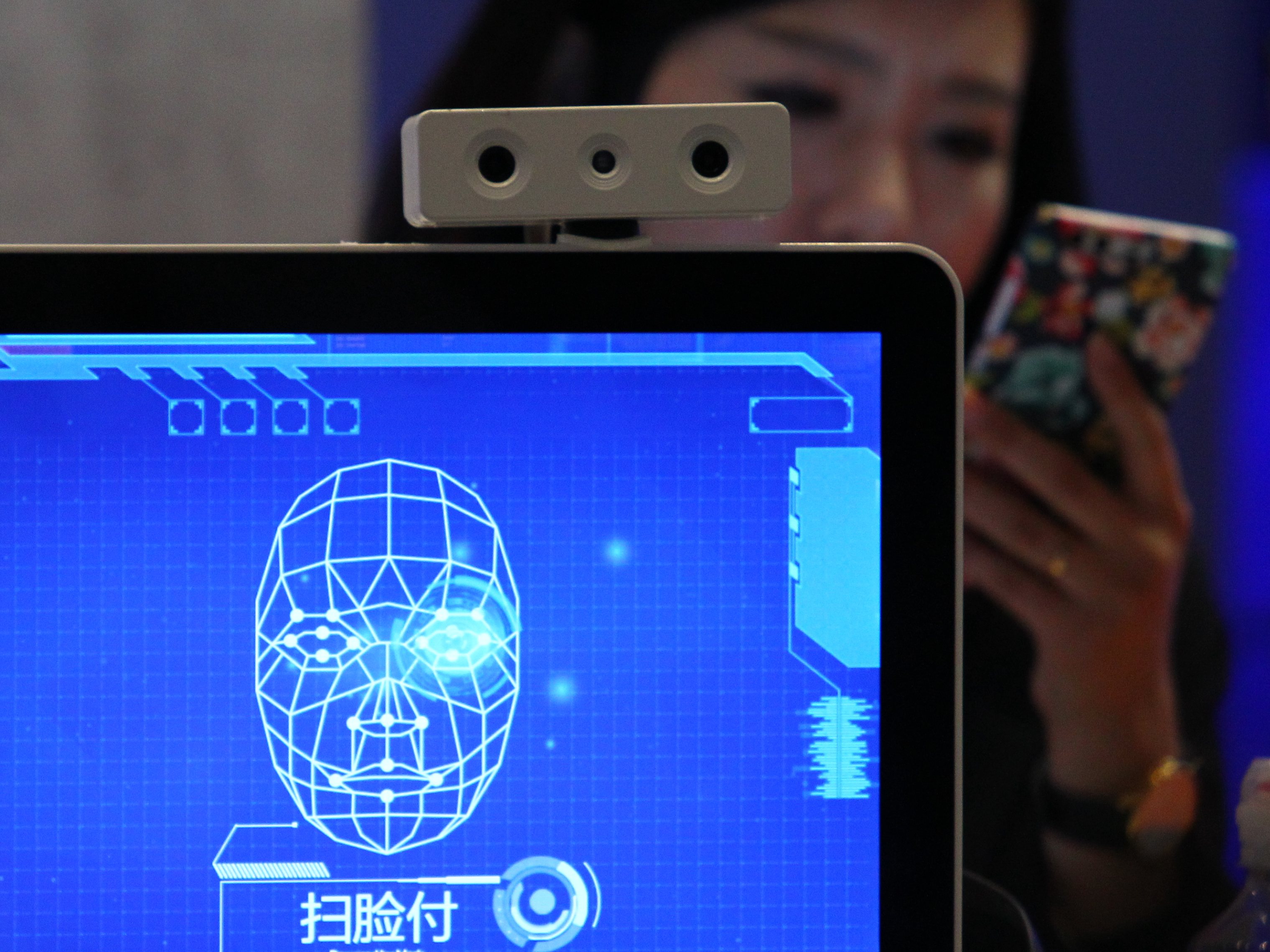 Um dispositivo de reconhecimento facial com inteligência artificial