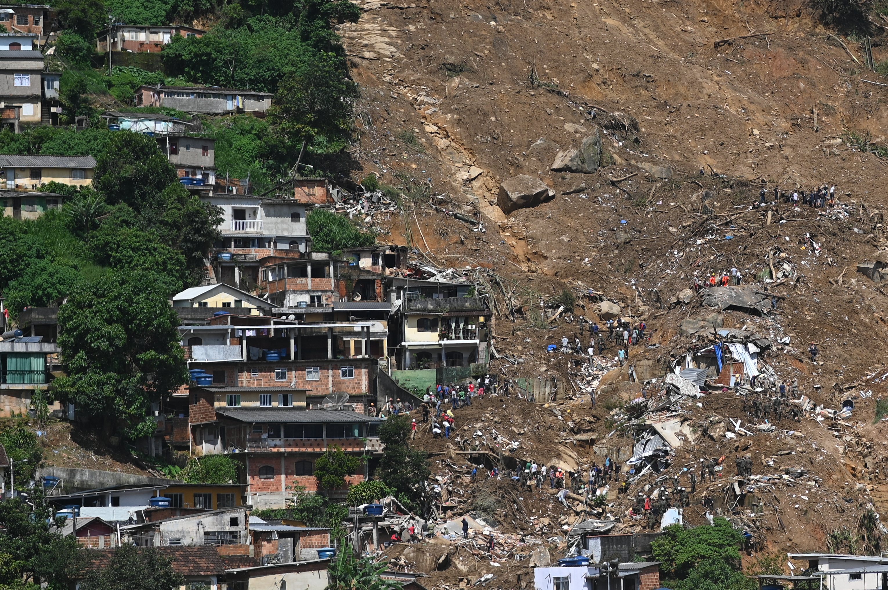 Deaths from rain and landslides near Rio de Janeiro
