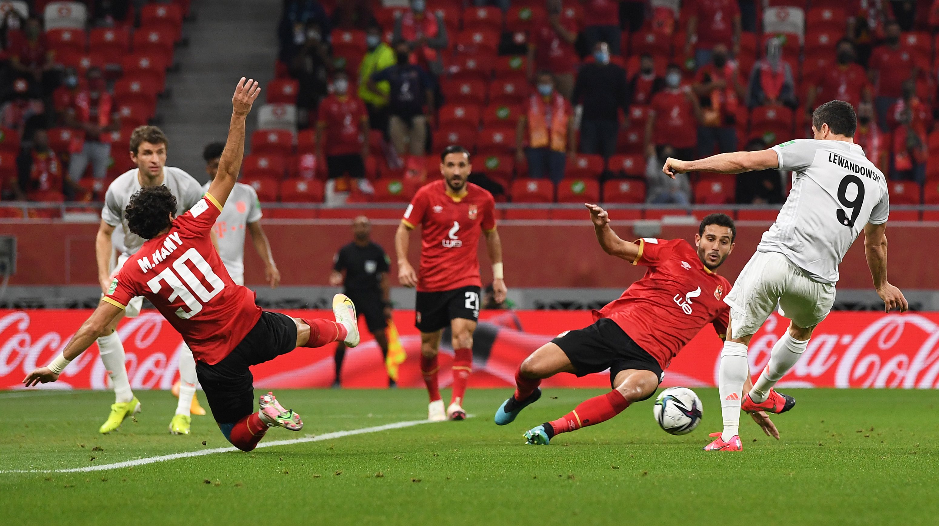 Lewandowski inaugurou assim o marcador frente ao Al Ahly, fechando as contas do jogo a cinco minutos do final