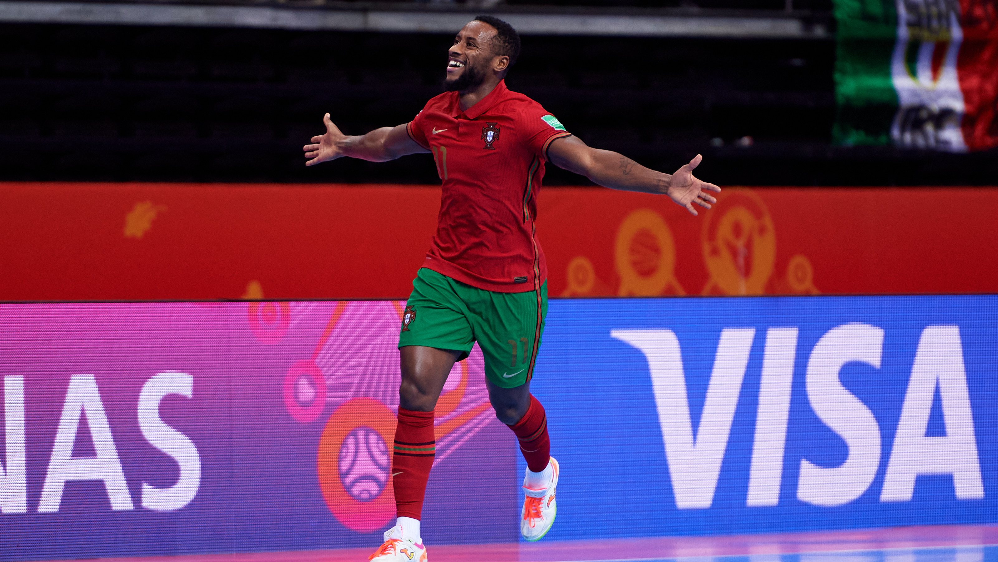O mundo de futsal pintado a verde e vermelho: Sporting, Portugal e