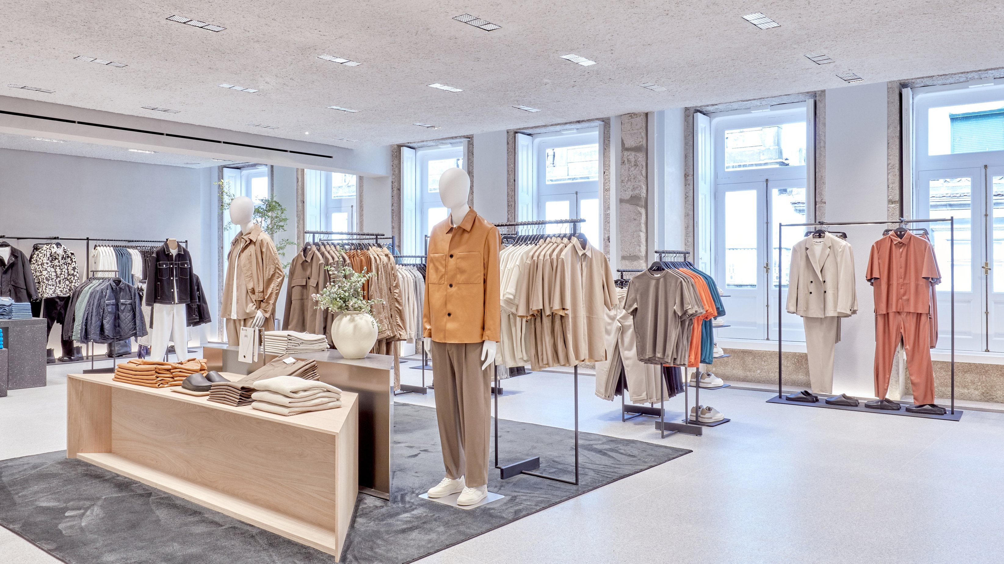 Lojas da Zara e Massimo Dutti fecham temporariamente em Portugal
