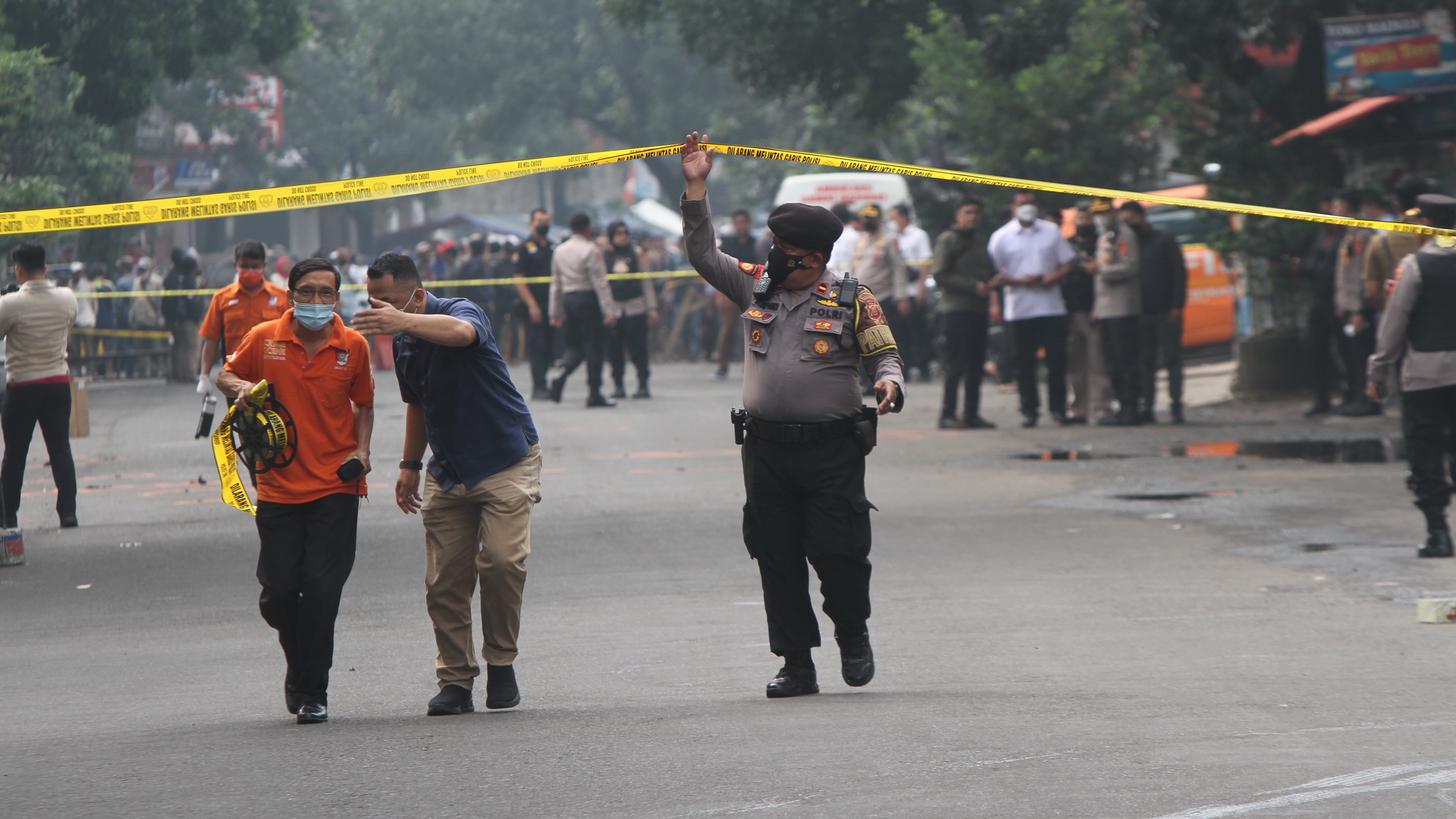 Suicide bomber targets police station in Indonesia