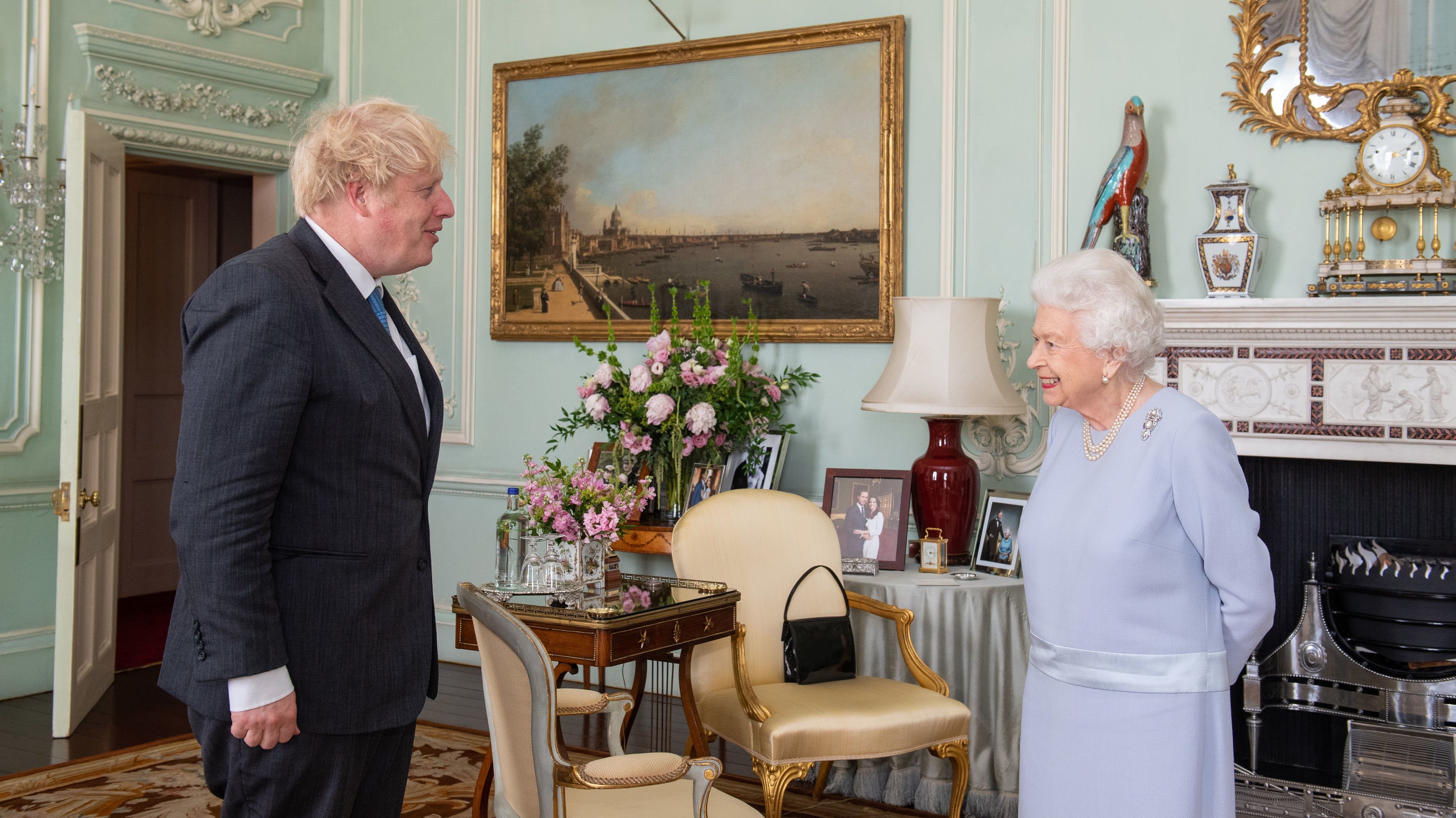 Weekly In-Person Meetings Between The Queen And Prime Minister Resume