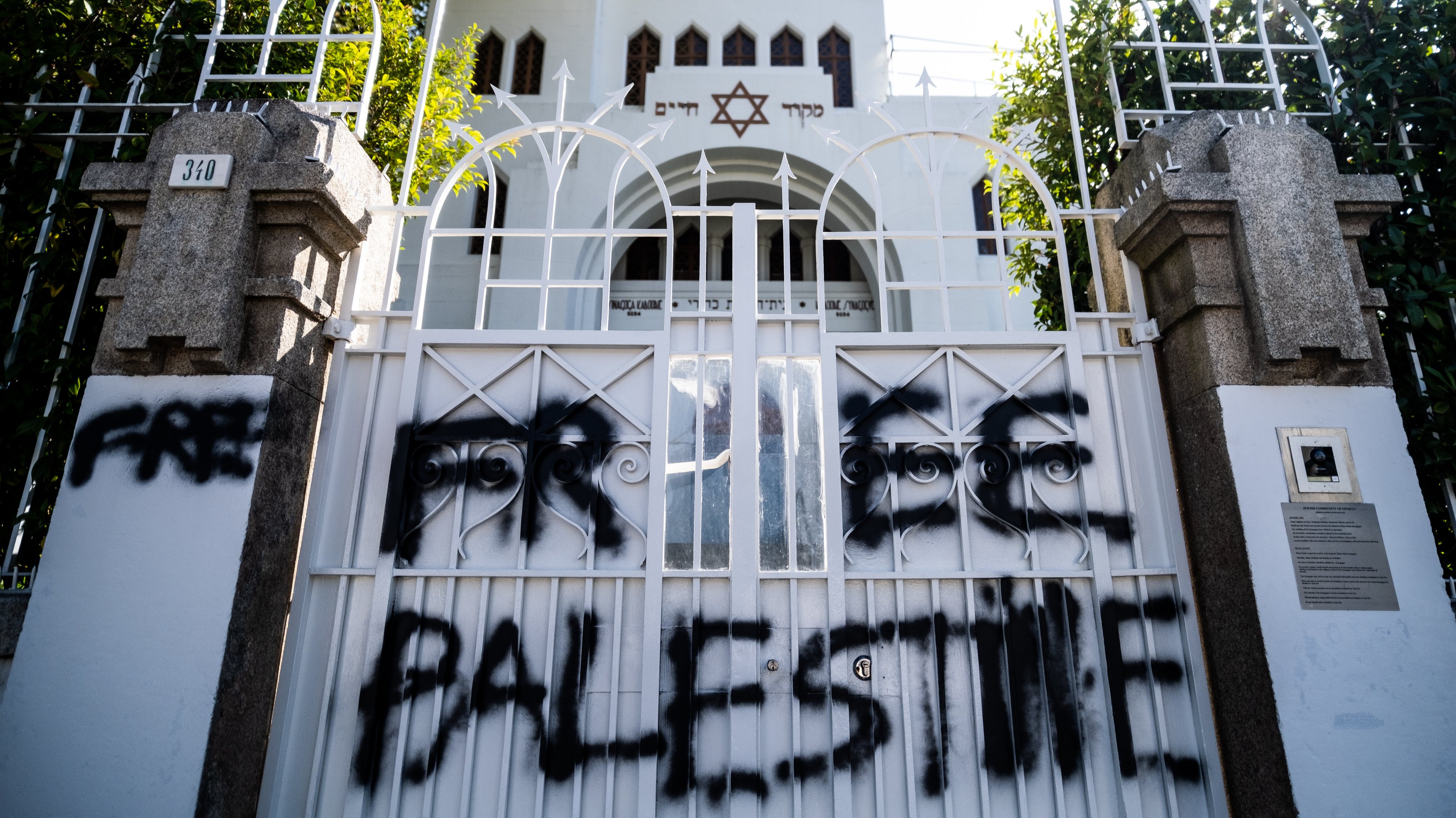 Presidente da Comunidade Israelita do Porto diz que a vandalização mostra que &quot;o ódio a Israel manifesta-se também contra os judeus em geral&quot;
