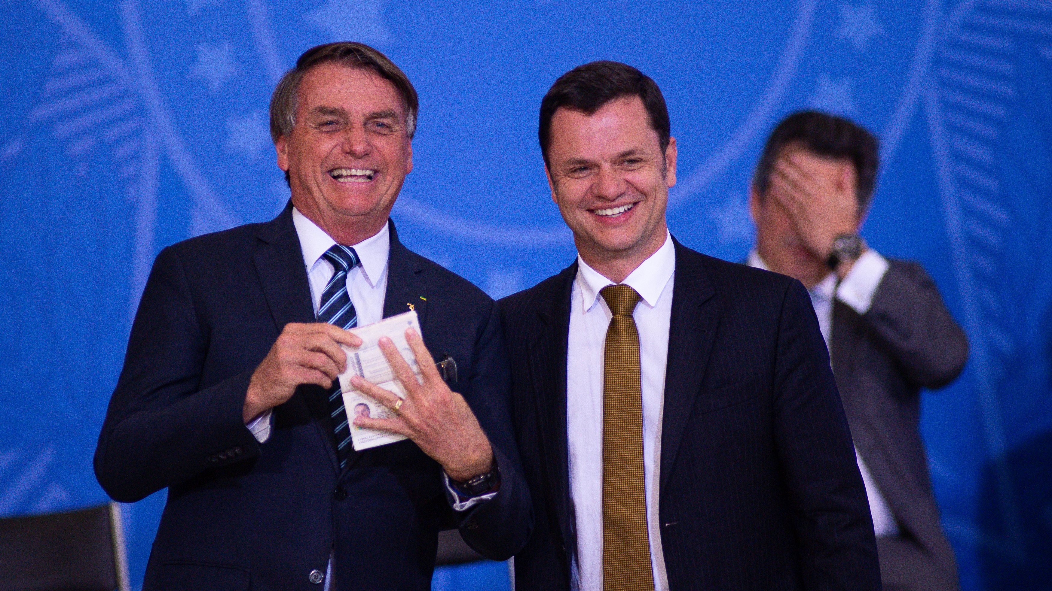 Bolsonaro Unveils Project for New National ID&#039;s and Passports