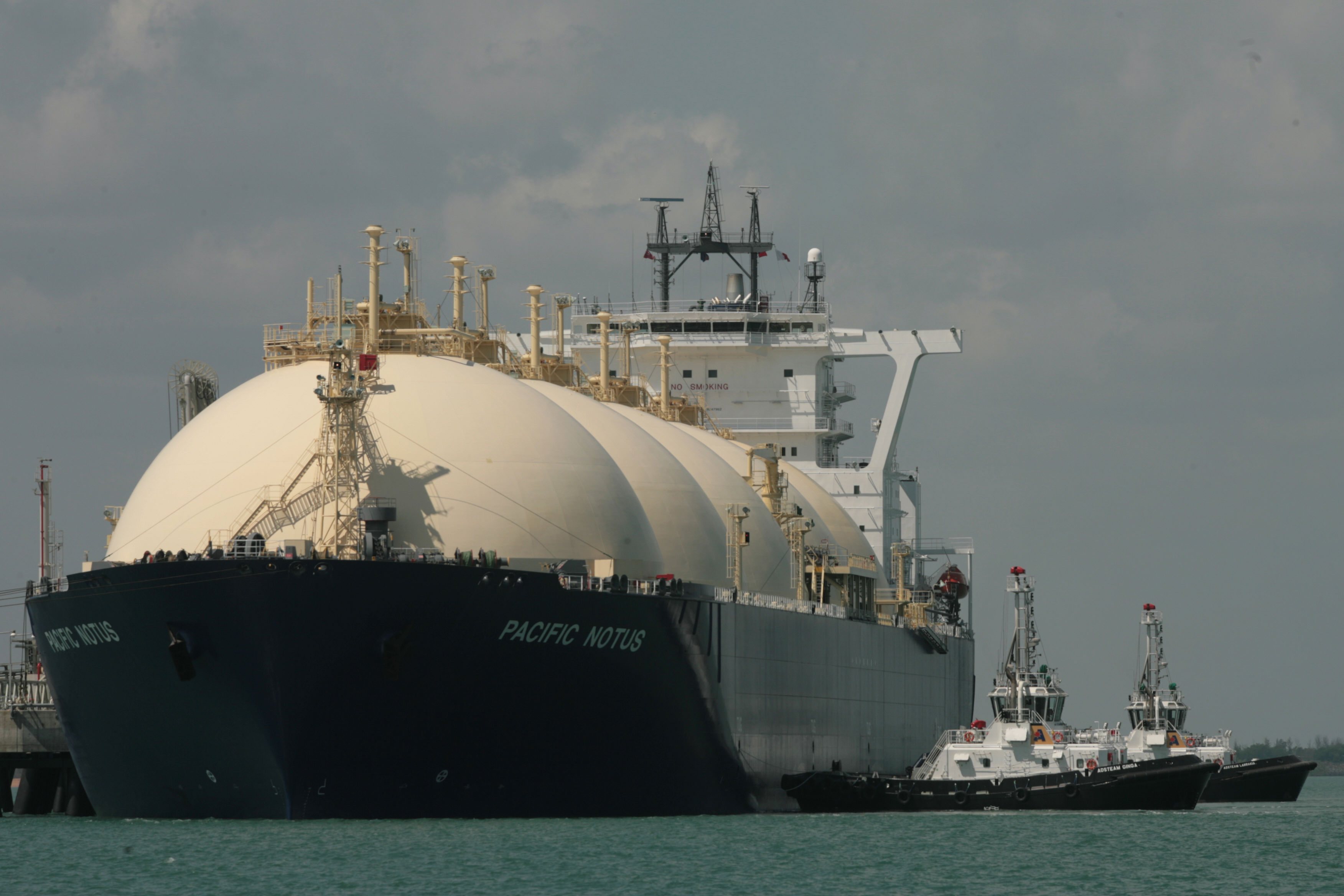 Liquified Natural Gas boat, the &#039;Pacific Notus&#039; on Darwin Port after lea