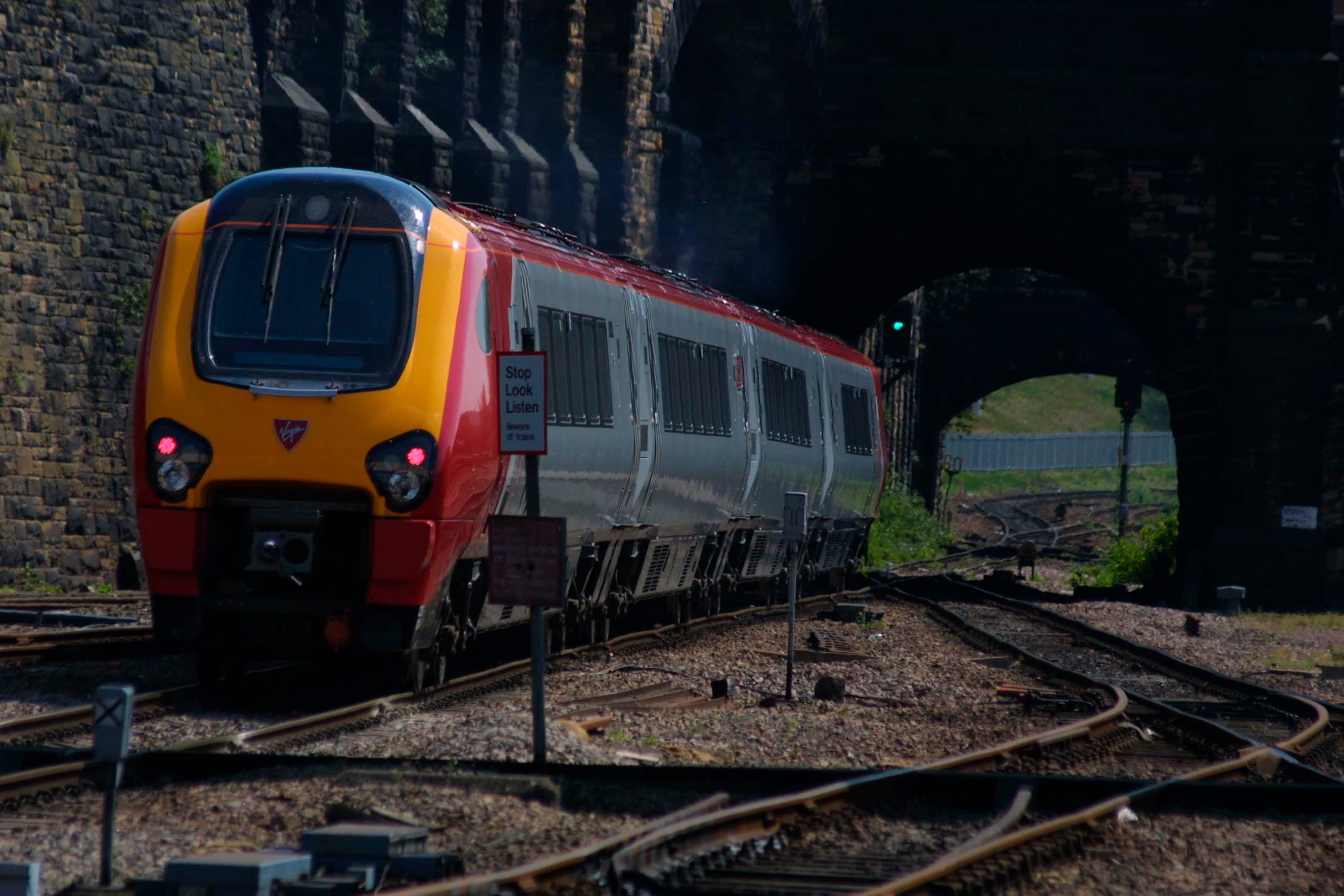 A Virgin Voyager shortly after departing from Sheffield station